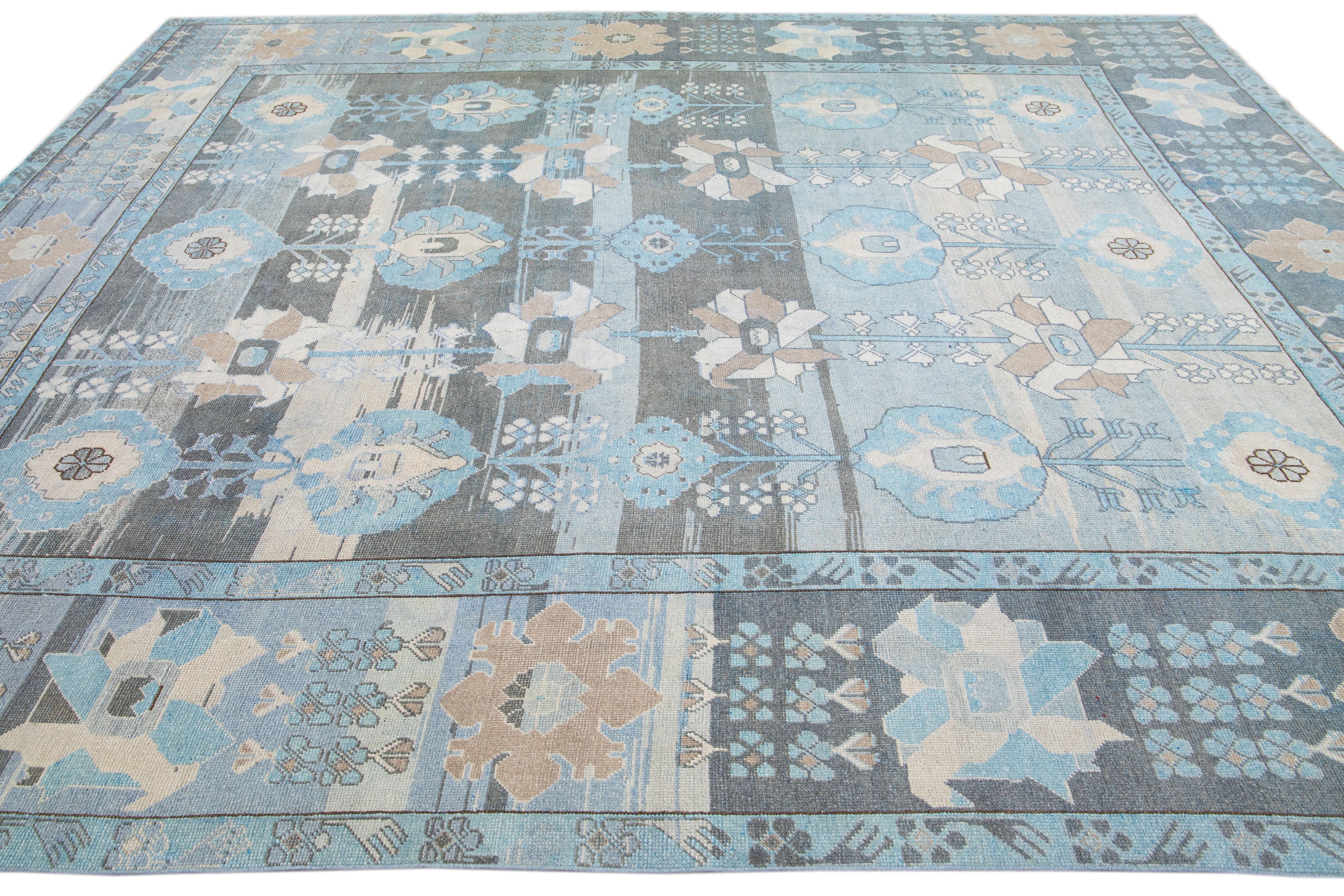 20th Century Blue and Gray Vintage Turkish Oushak Handmade Floral Pattern Wool Rug For Sale