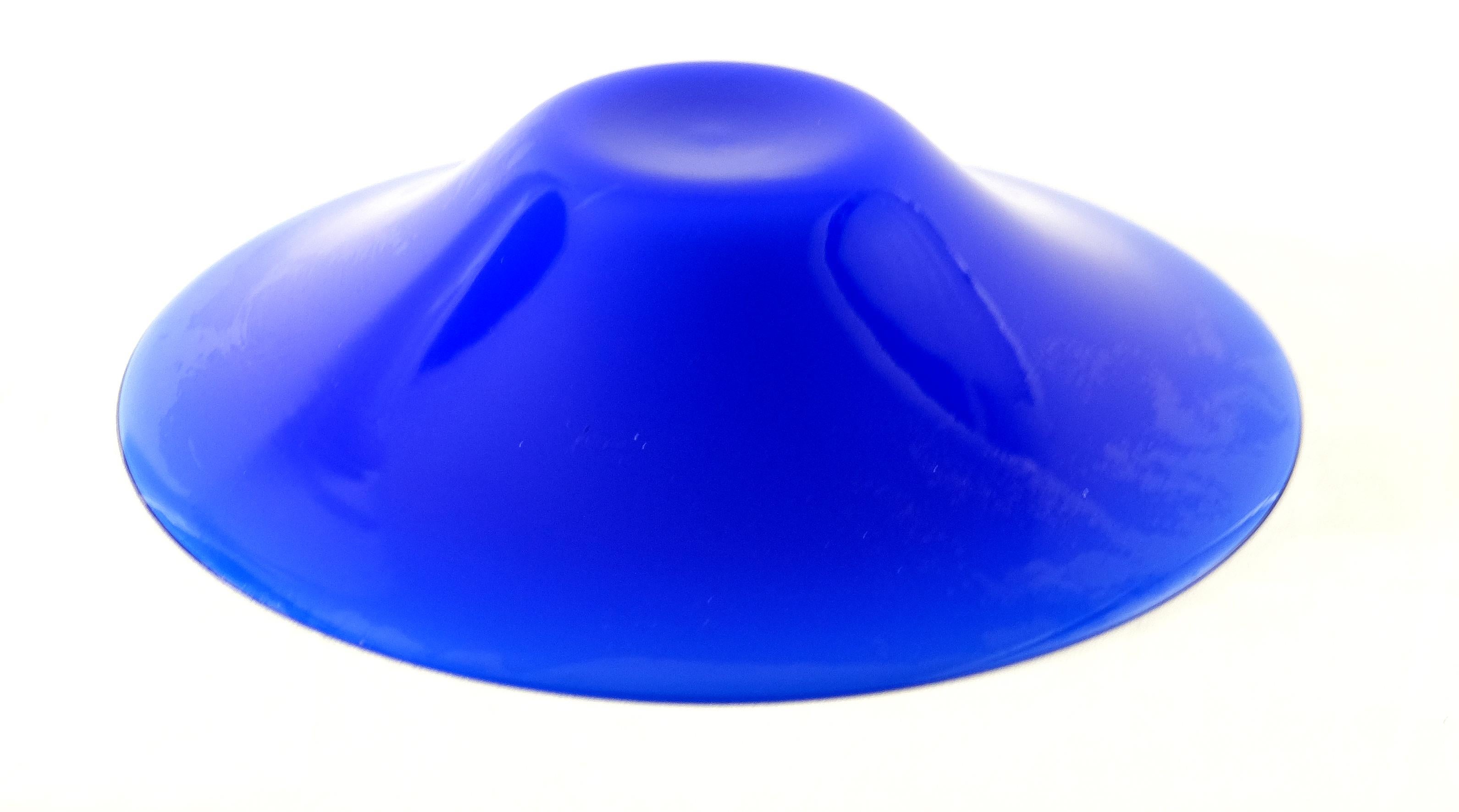 V. Nason & C. , Italy Blue and Green Blown Murano Glass Bowl In Excellent Condition In Miami, FL