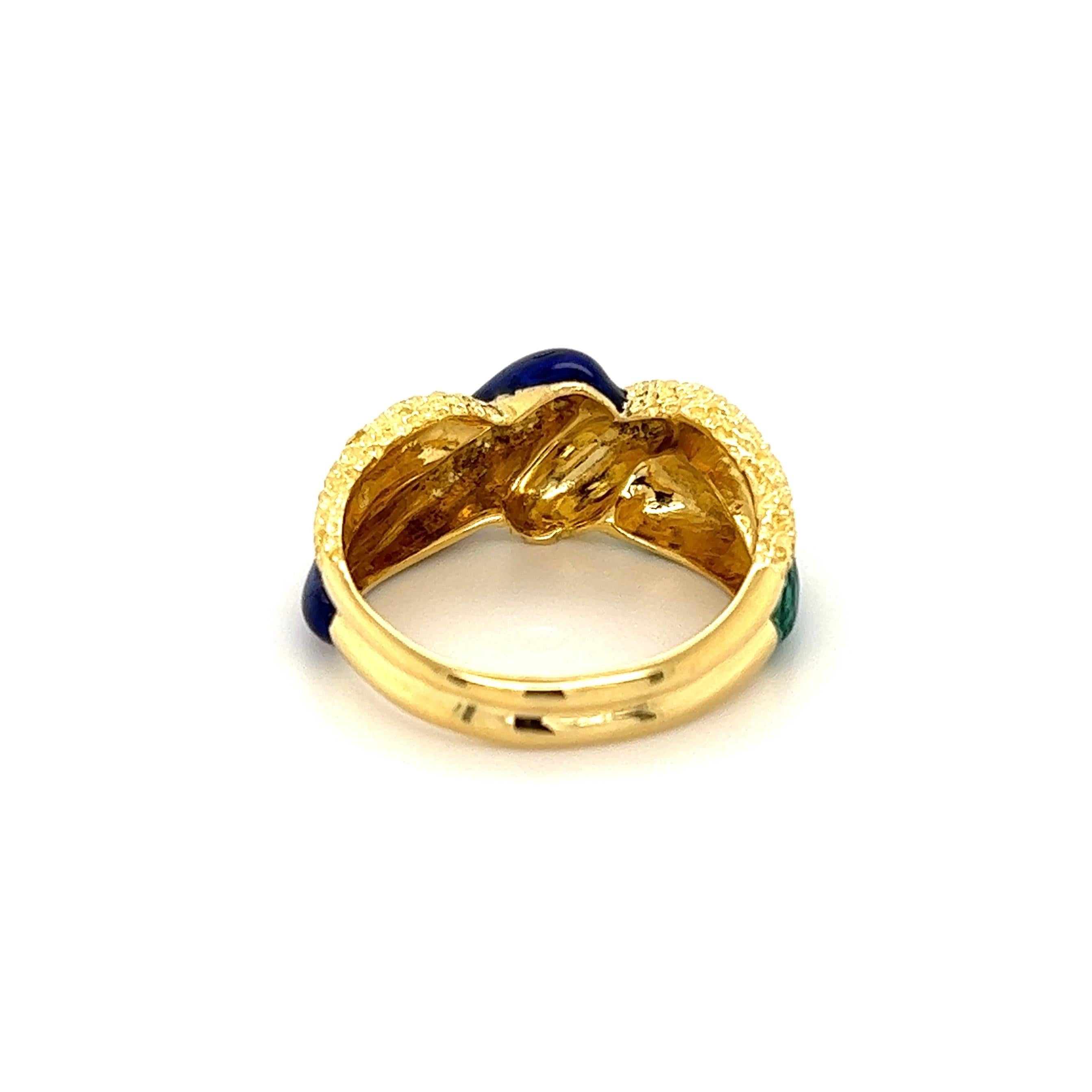 Bague à anneau torsadé en or émaillé bleu et vert en vente 1