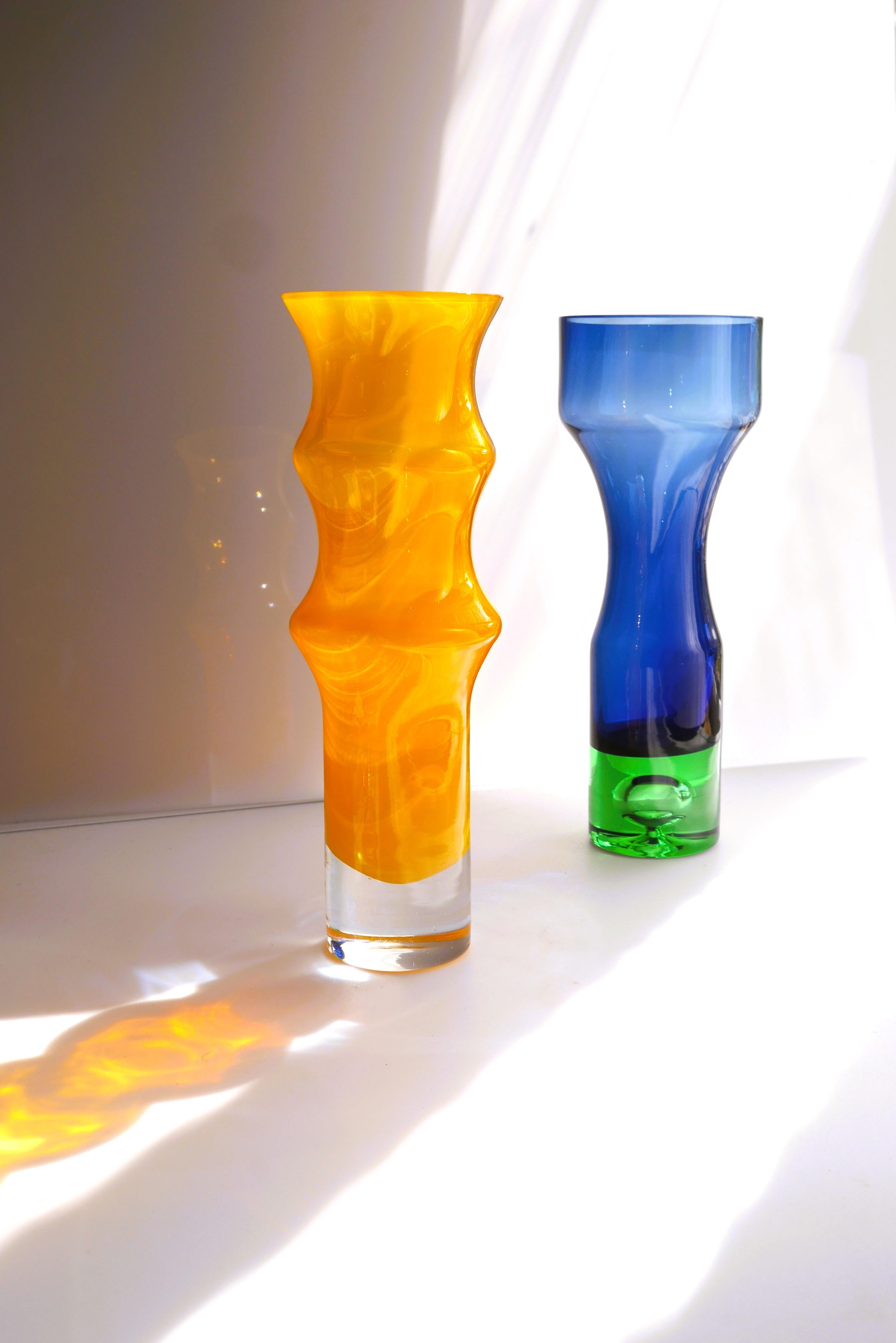 Vase en verre bleu et vert de Bo Borgström pour Åseda, Suède en vente 1