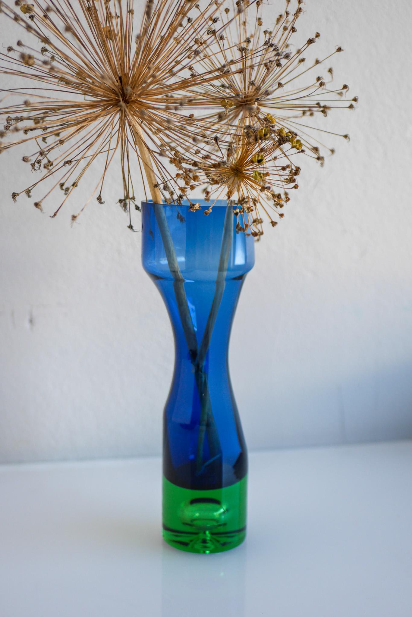 Vetro Vaso in vetro blu e verde di Bo Borgström per Åseda, Svezia in vendita