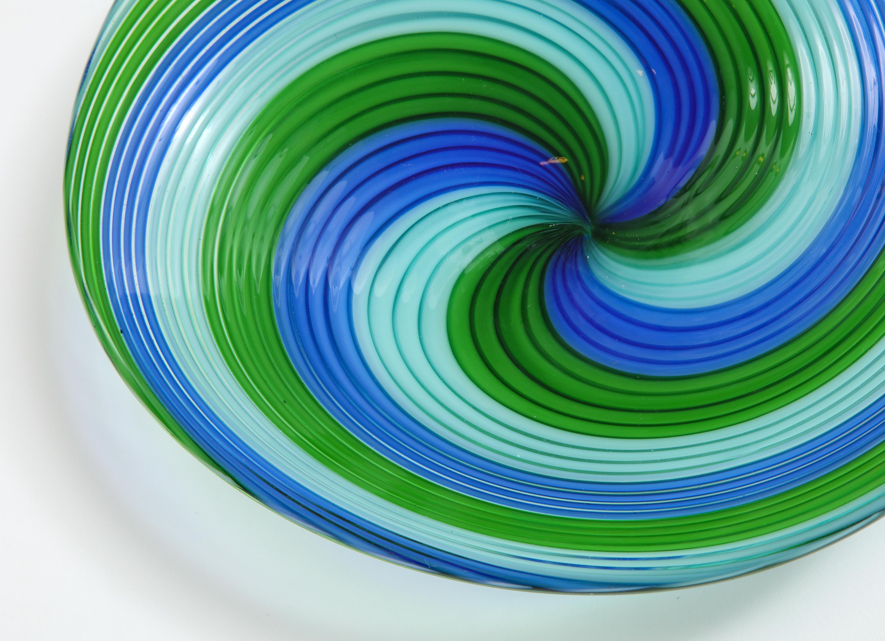 Vetro Ciotola Filigrana di Murano blu e verde in vendita