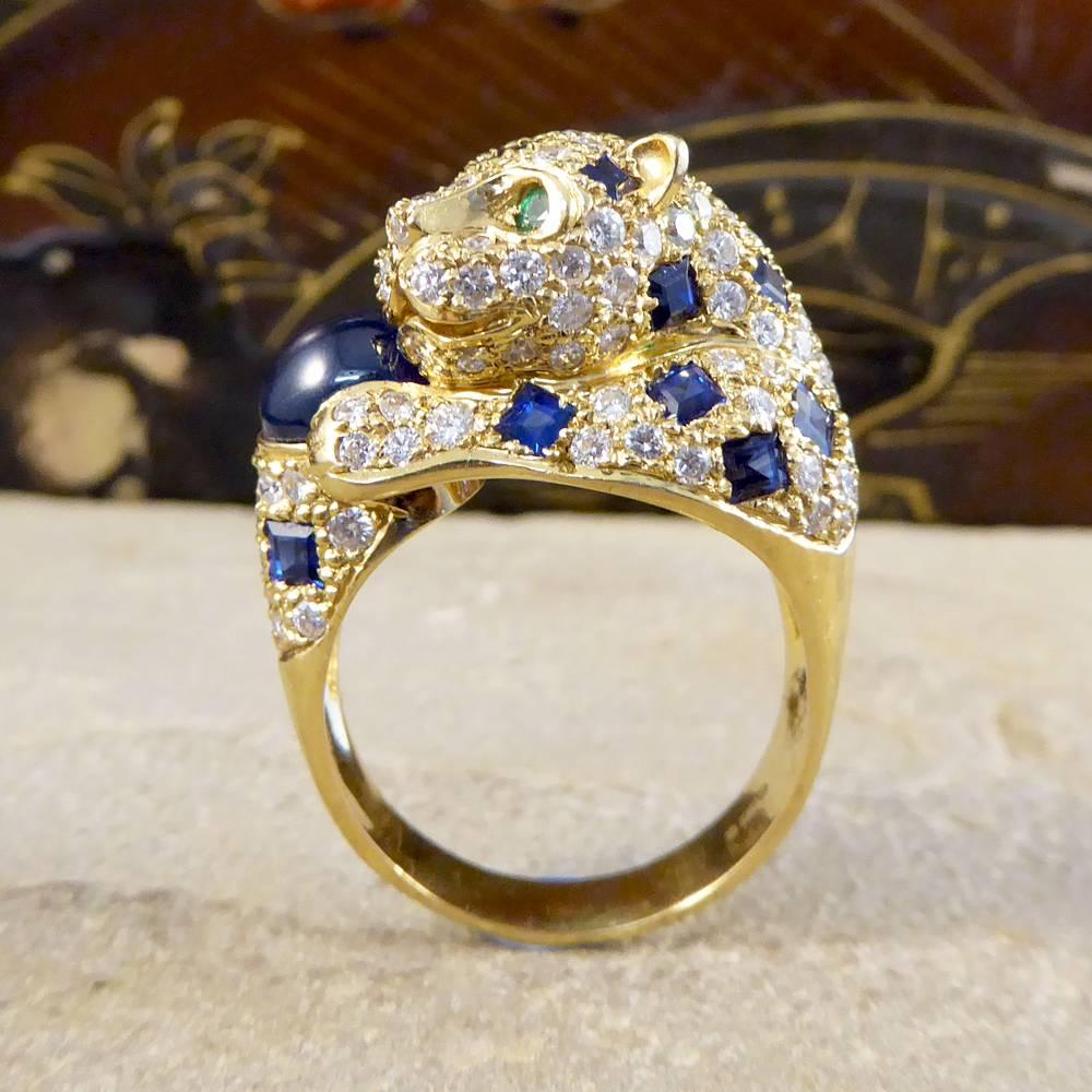 Round Cut Blue and Green Sapphire, Diamond and Emerald Set 18 Carat Gold Cat Ring