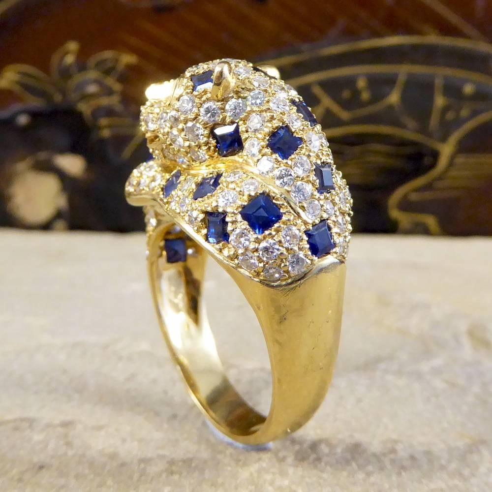 Blue and Green Sapphire, Diamond and Emerald Set 18 Carat Gold Cat Ring In Good Condition In Yorkshire, West Yorkshire