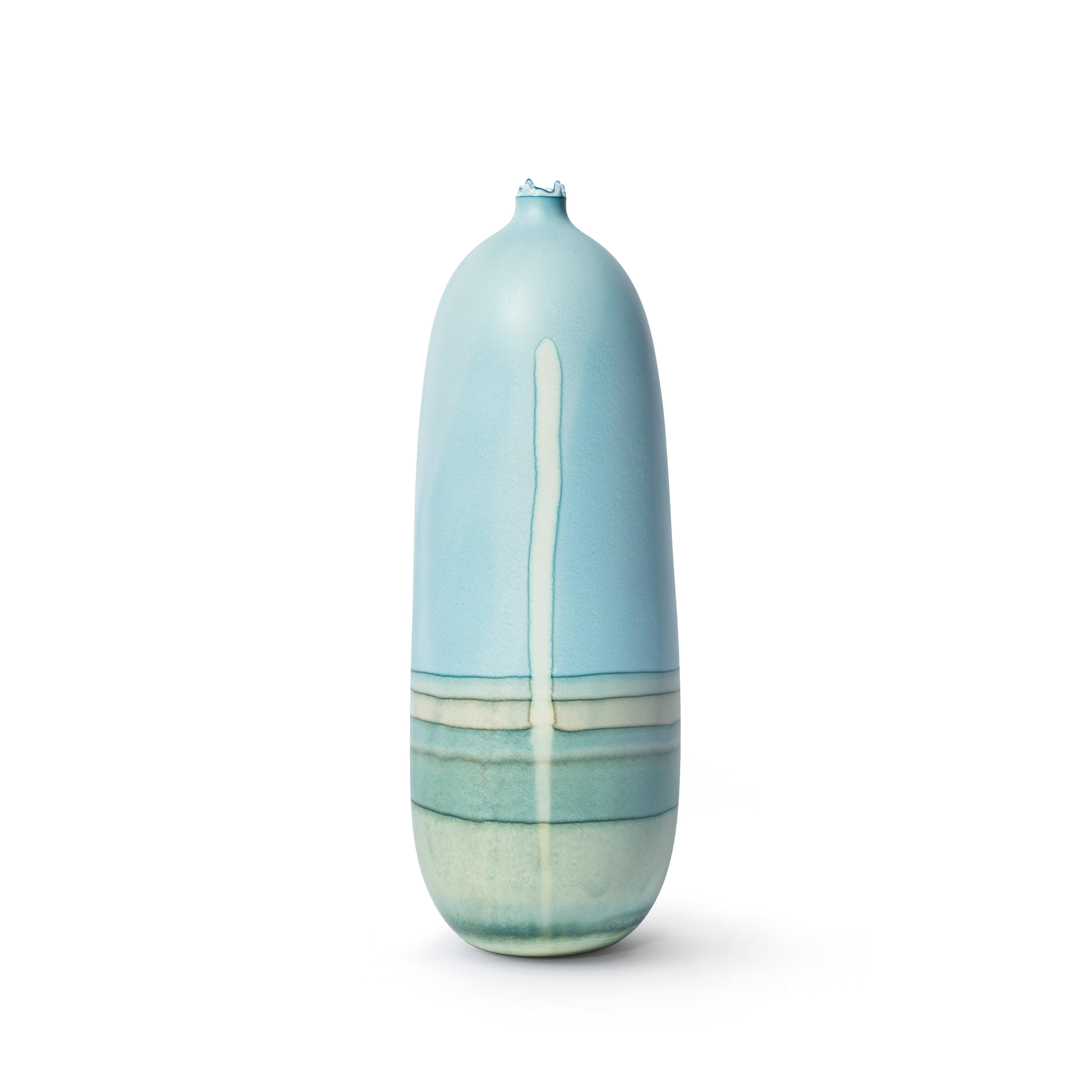 Blue and green venus vase by Elyse Graham
Dimensions: W 14 x D 14 x H 38 cm
Materials: Plaster, resin
Molded, dyed, and finished by Hand in LA. Customization
Available.
All pieces are made to order

This collection of vessels is inspired by