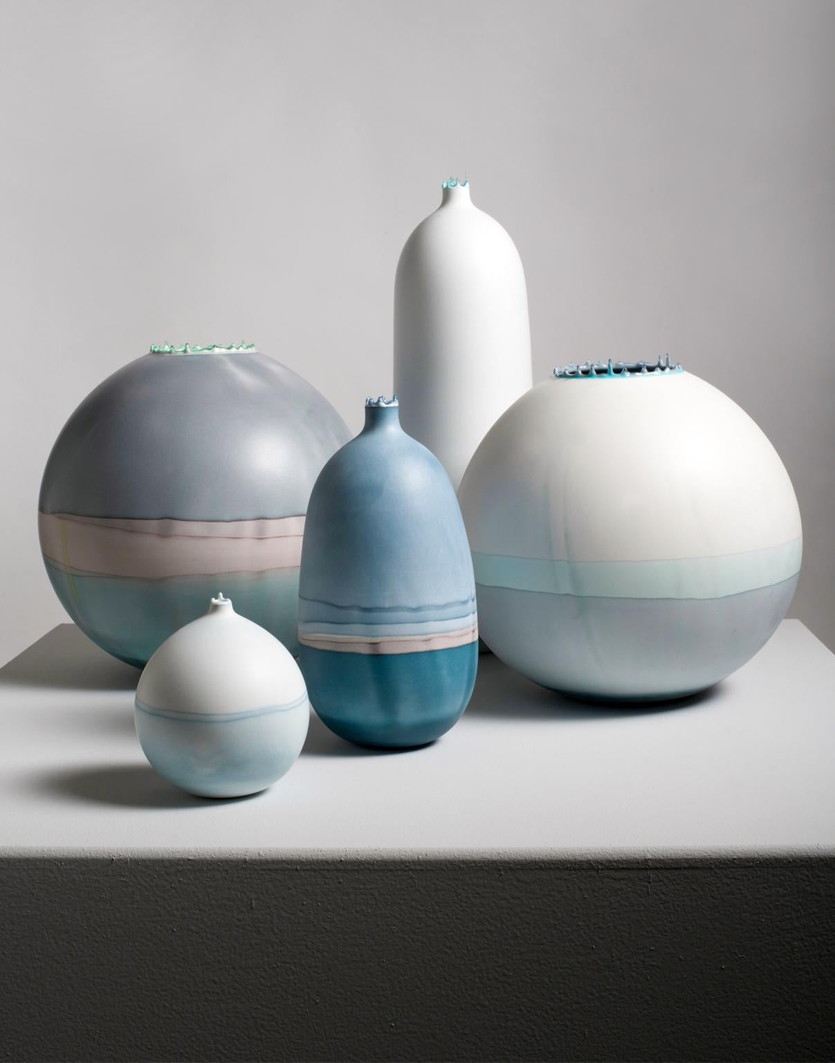 Altro Vaso Venere blu e verde di Elyse Graham in vendita