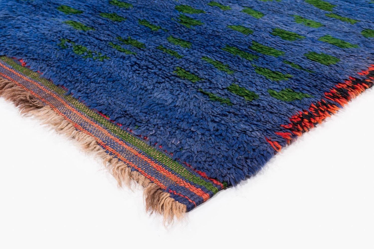 Collectible Antique Midcentury Blue Green Vintage Moroccan Wool Shag Area Rug In Excellent Condition For Sale In New York, NY