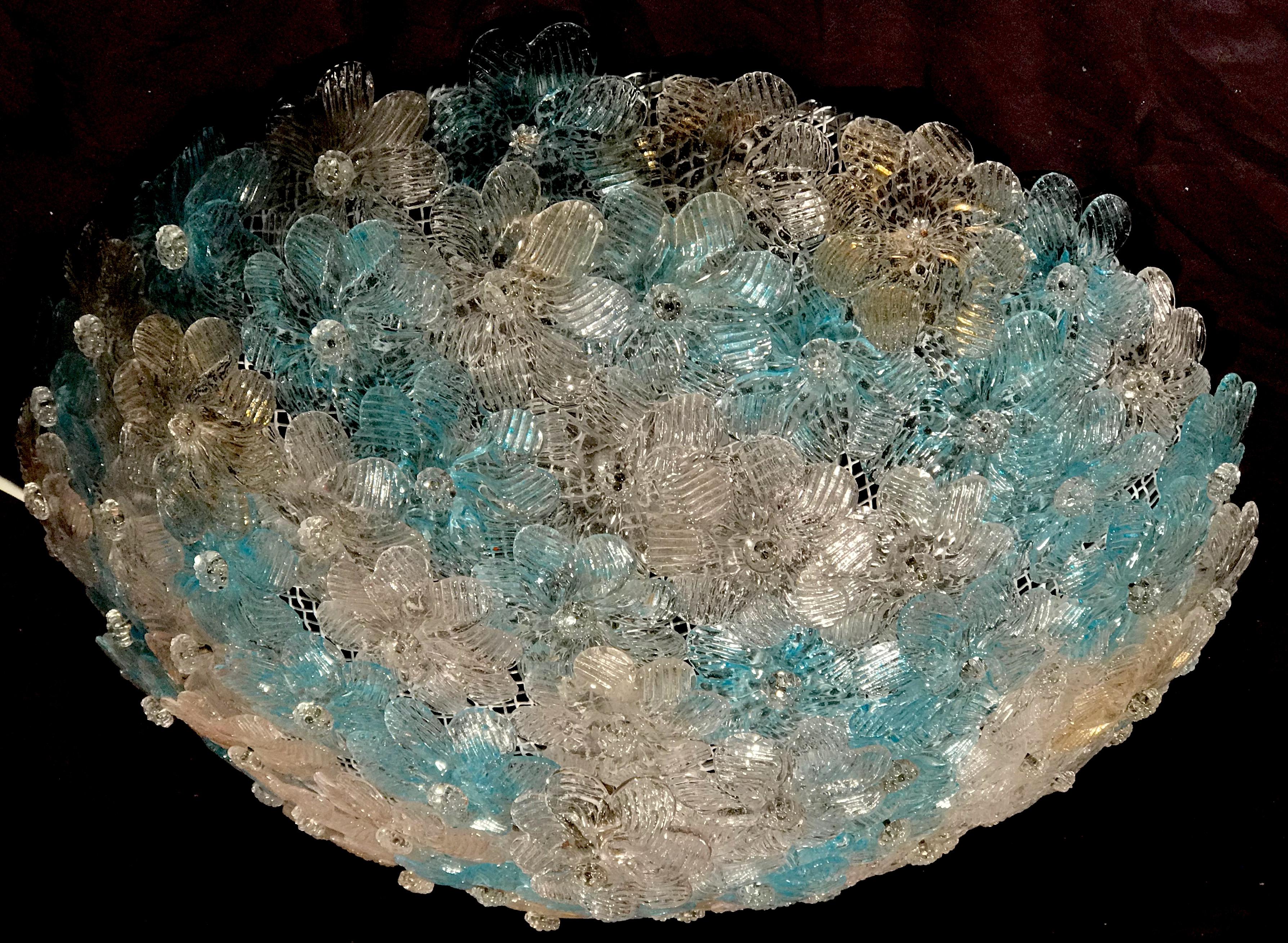 Panier à fleurs de plafond en verre de Murano bleu et glace de Barovier & Toso, 1970 en vente 6
