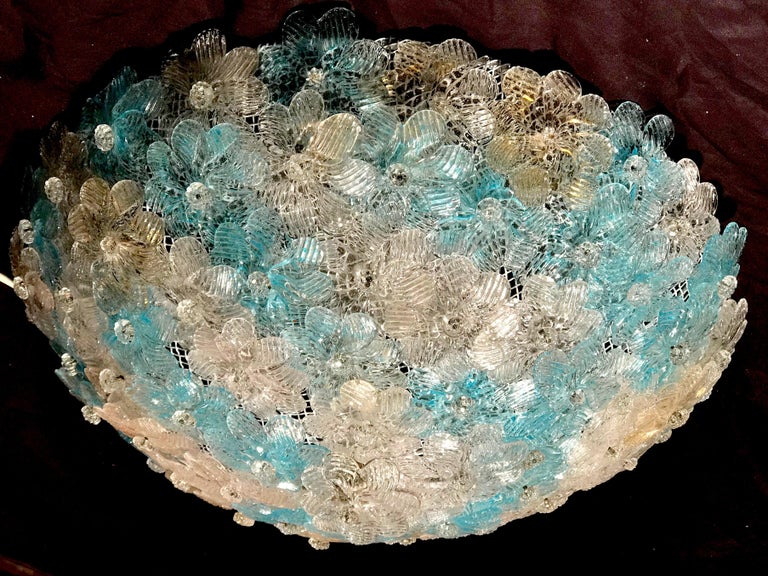 Blue and Ice Murano Glass Ceiling Floral Basket by Barovier & Toso, 1970s In Good Condition For Sale In Rome, IT