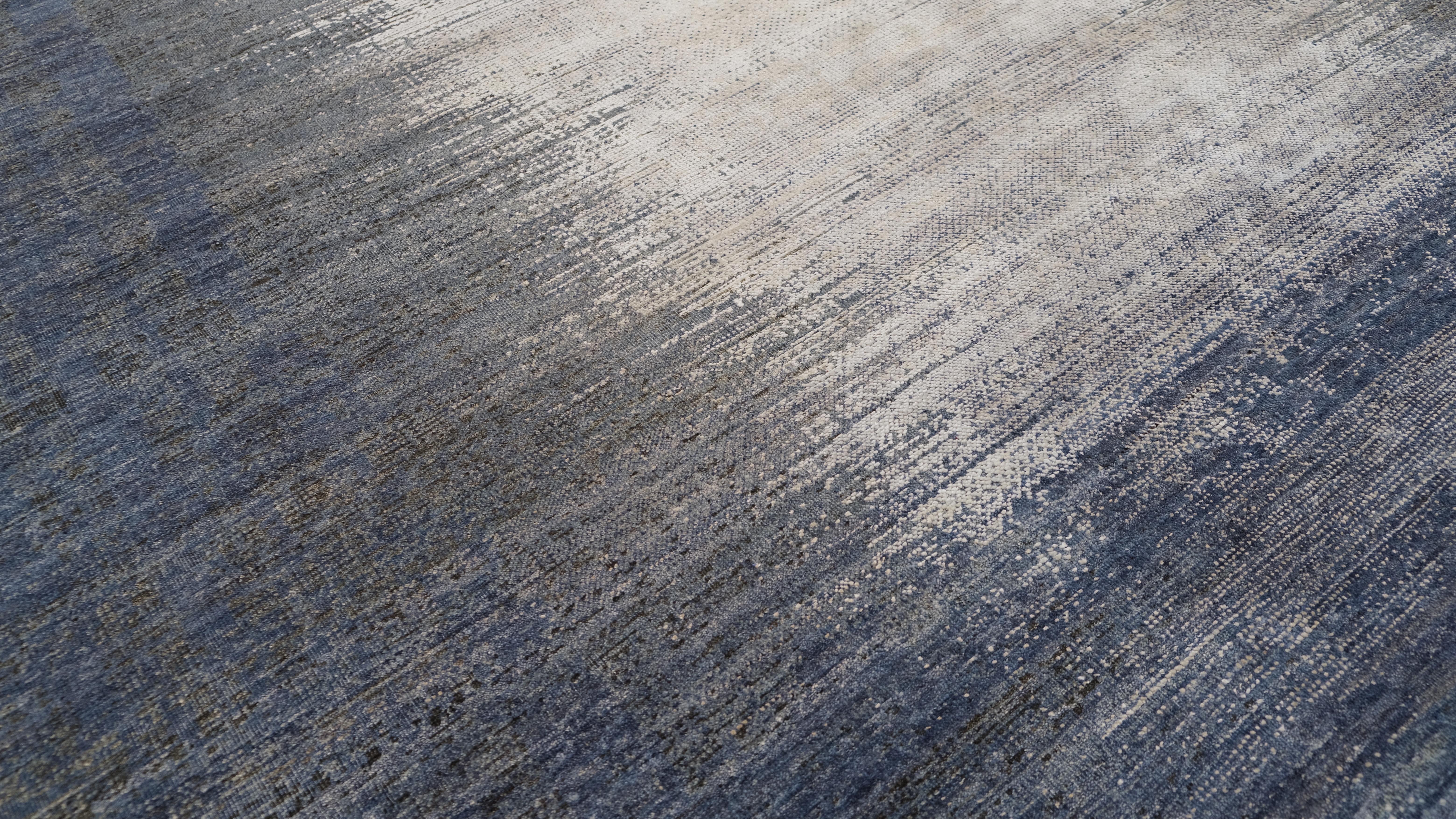 Asiatique Tapis en laine et soie bleu et ivoire dégradé 8'10''x12'1'' en vente