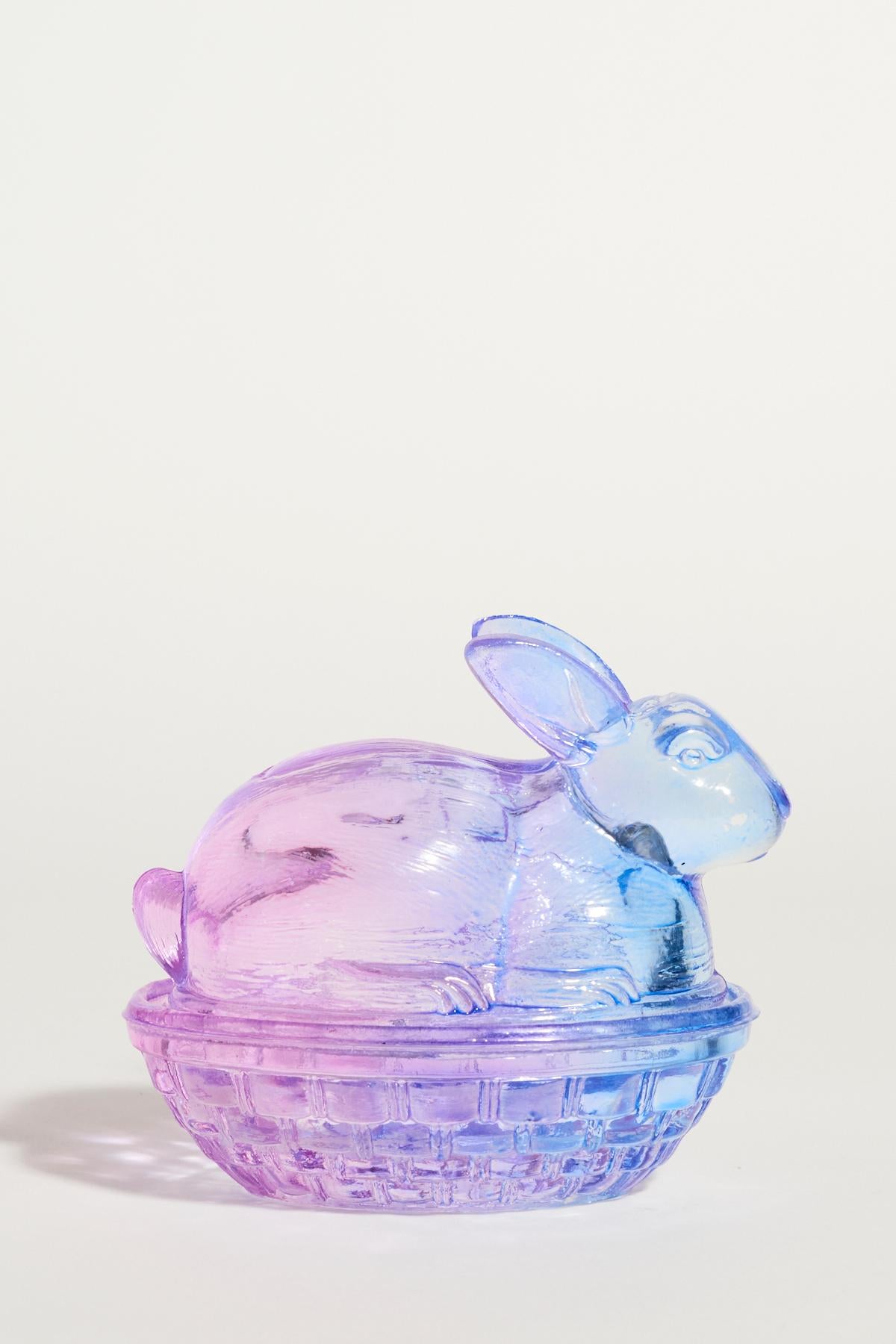 Blue and Lilac Glass Bunny Dish In Good Condition In New York, NY