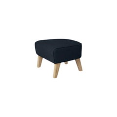 Sedia poggiapiedi Vidar 3 My Own Chair di Lassen in rovere blu e naturale di Raf Simons