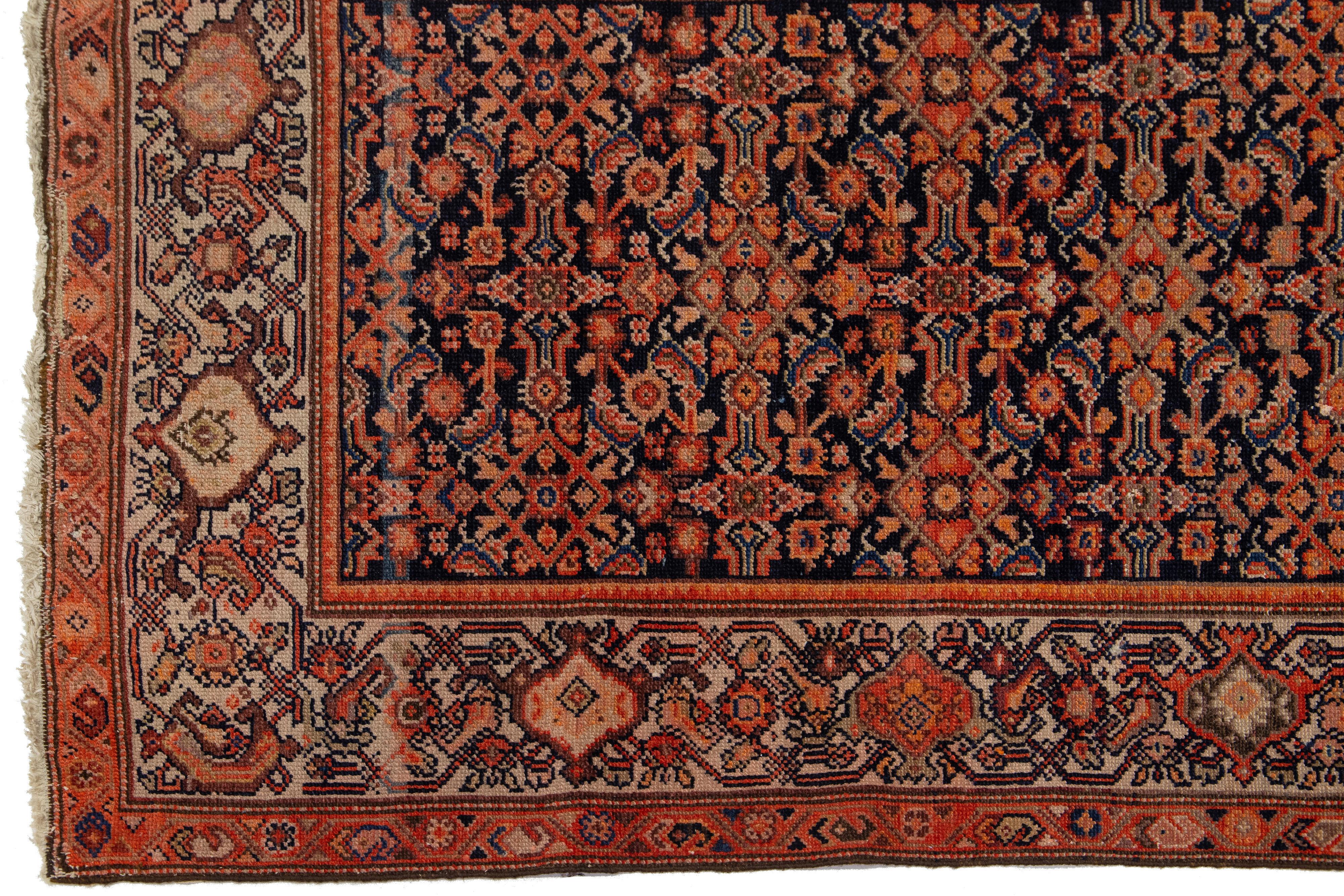 Tapis de couloir Malayer ancien bleu et orange avec motif floral sur toute la surface en vente 1