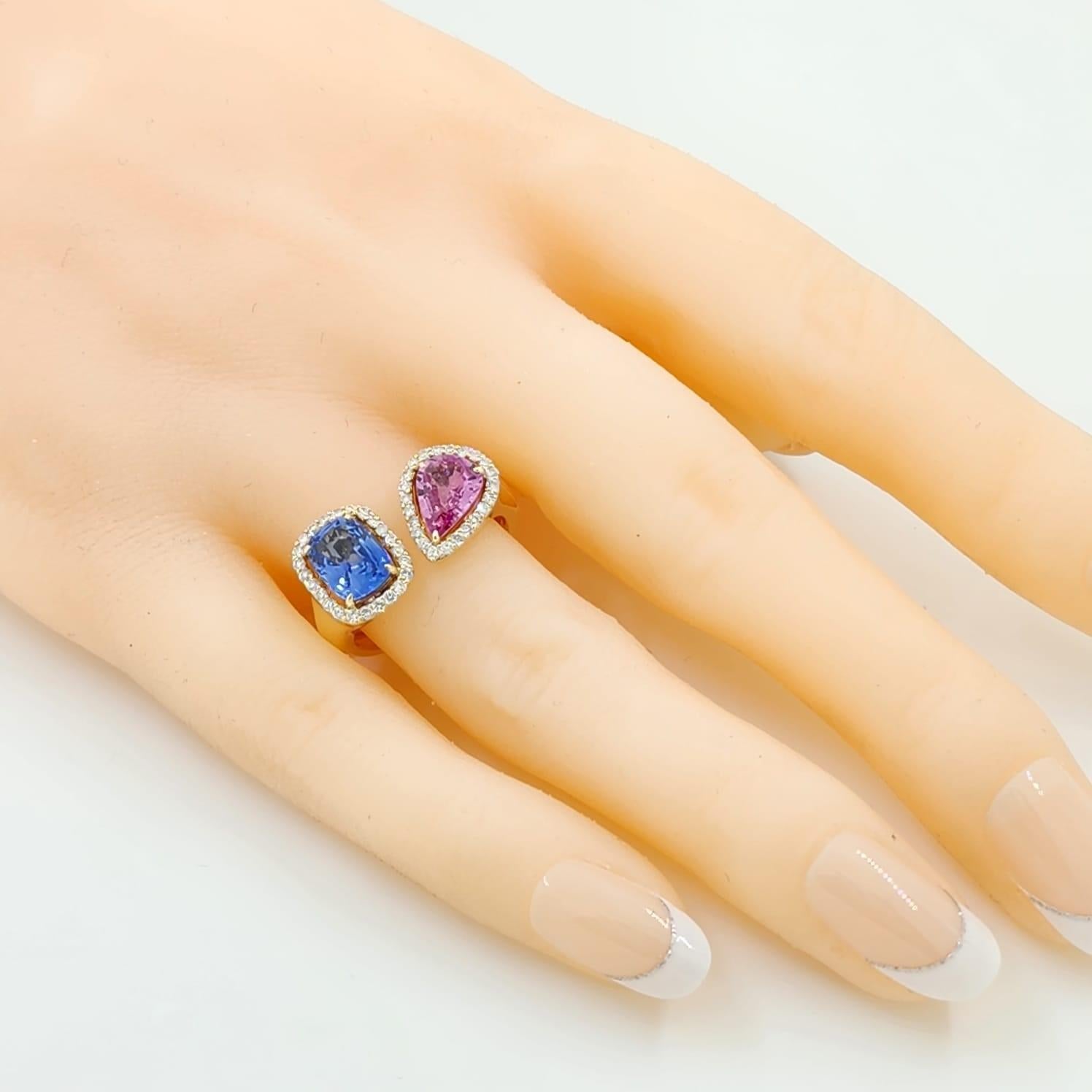 Toi Et Moi-Ring aus 18 Karat Gelbgold mit blauem und rosa Saphir und Diamant Damen