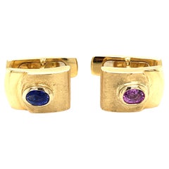 Blue and pink sapphire men’s cufflinks 18k yellow gold
