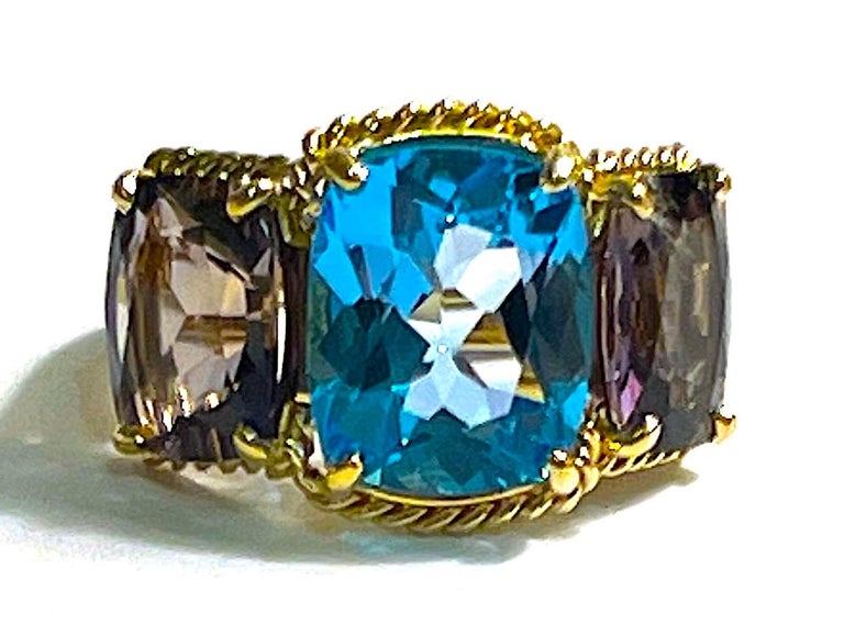 Blue and Pink Topaz Gold Three Stone Ring with Rope Twist Border For Sale 8