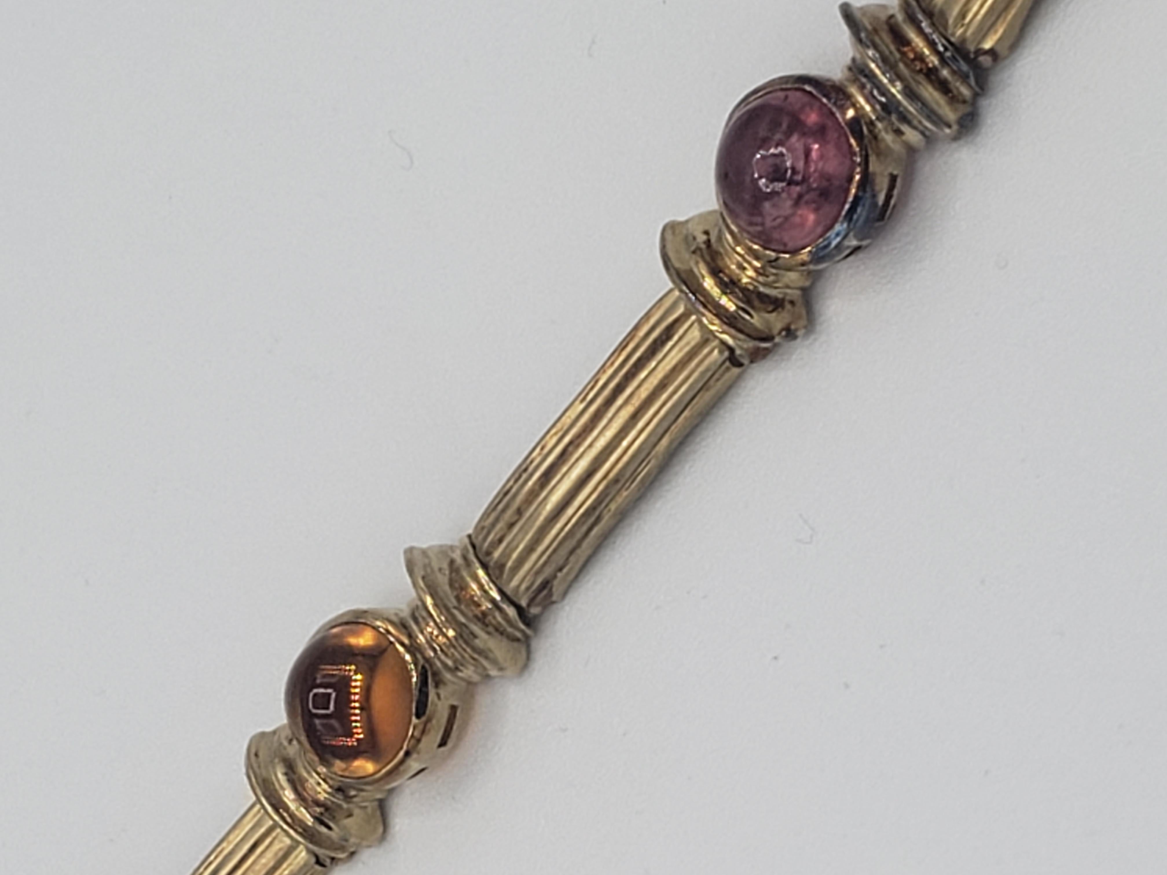 Armband aus 14 Karat Gelbgold mit blauem und rosa Turmalin, Amethyst und Citrin, NEU im Angebot 1