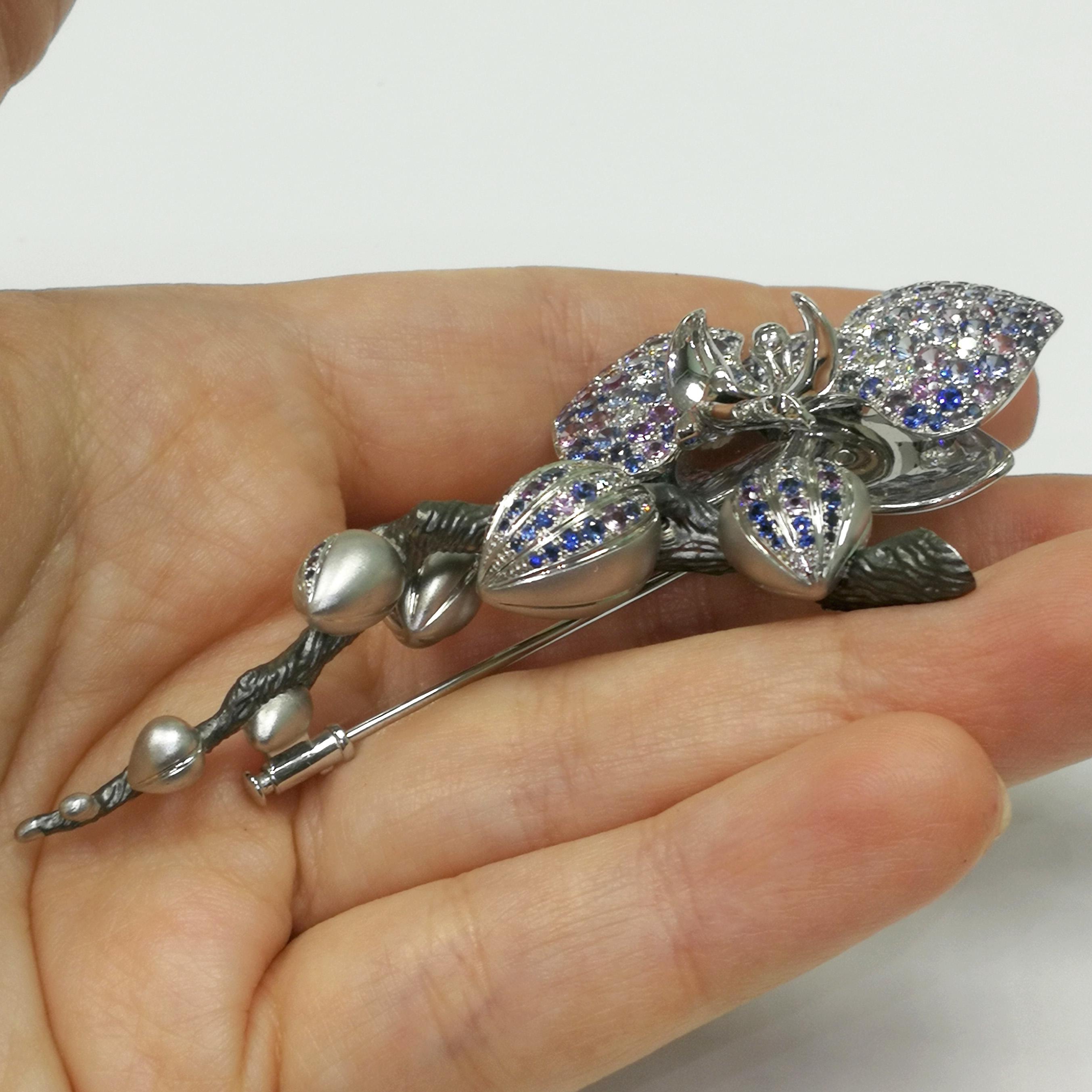Contemporary Blue and Purple Sapphires Diamonds 18 Karat White Gold Orchid Brooch