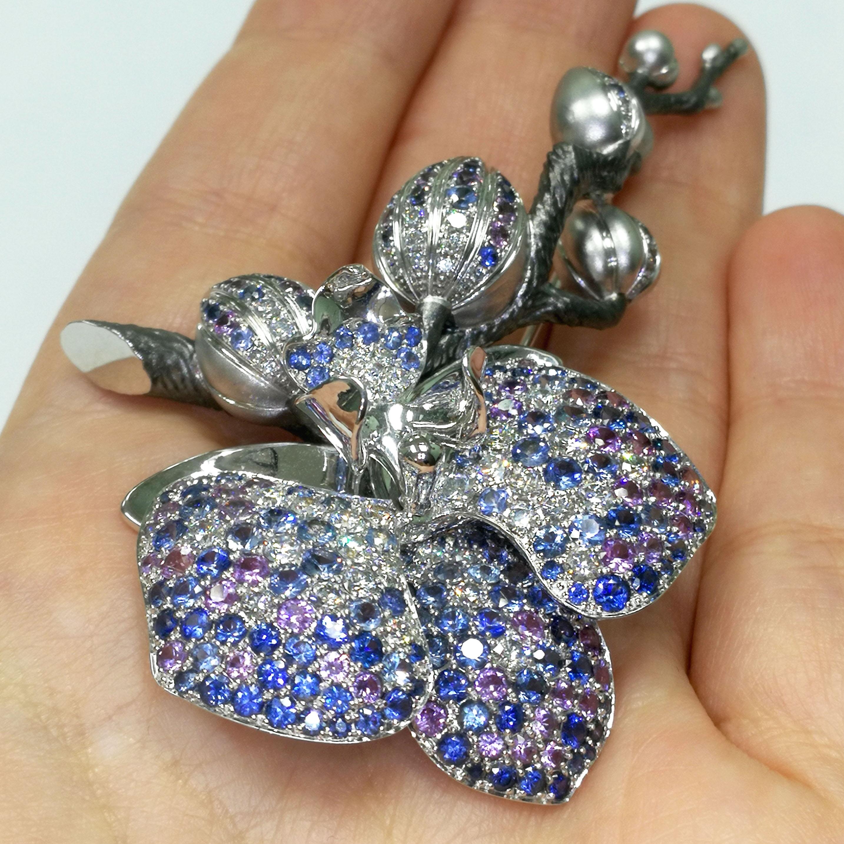 Women's Blue and Purple Sapphires Diamonds 18 Karat White Gold Orchid Brooch