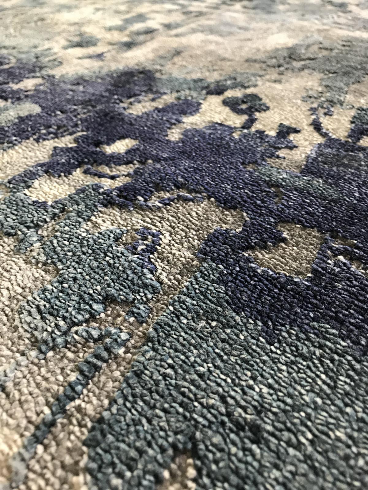 Blue and Silver High Low Indian Wool Area Rug 3