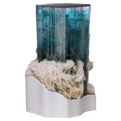 Blaues und violettes Turmalin-Kristall-Exemplar von Paprok, Afghanistan