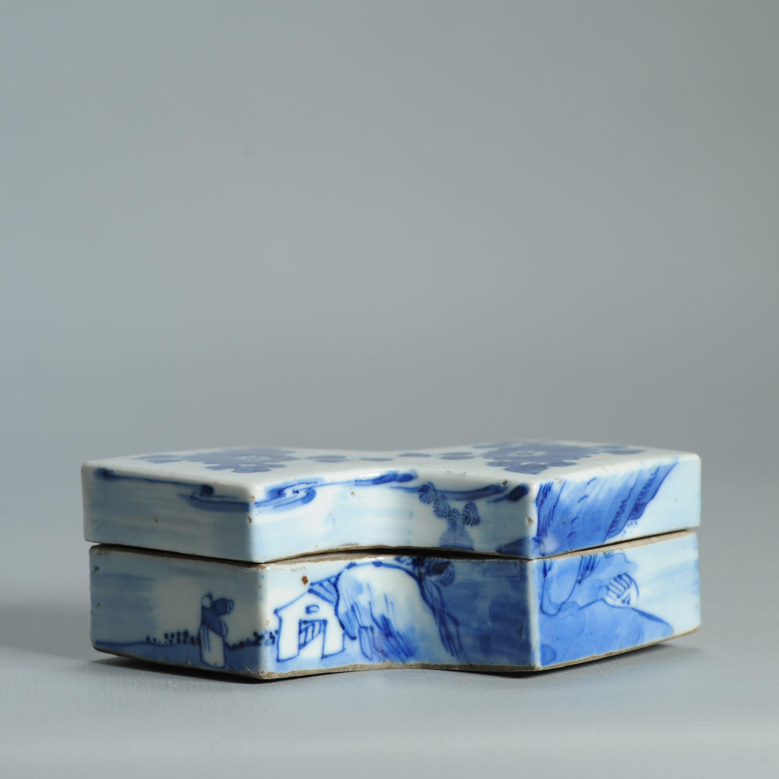 Porcellana cinese antica del 17° secolo in blu e bianco Periodo di transizione o primi Qing in vendita 6