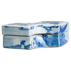 Blue and White 17C Antique Chinese Porcelain Transitional Period or Early Qing