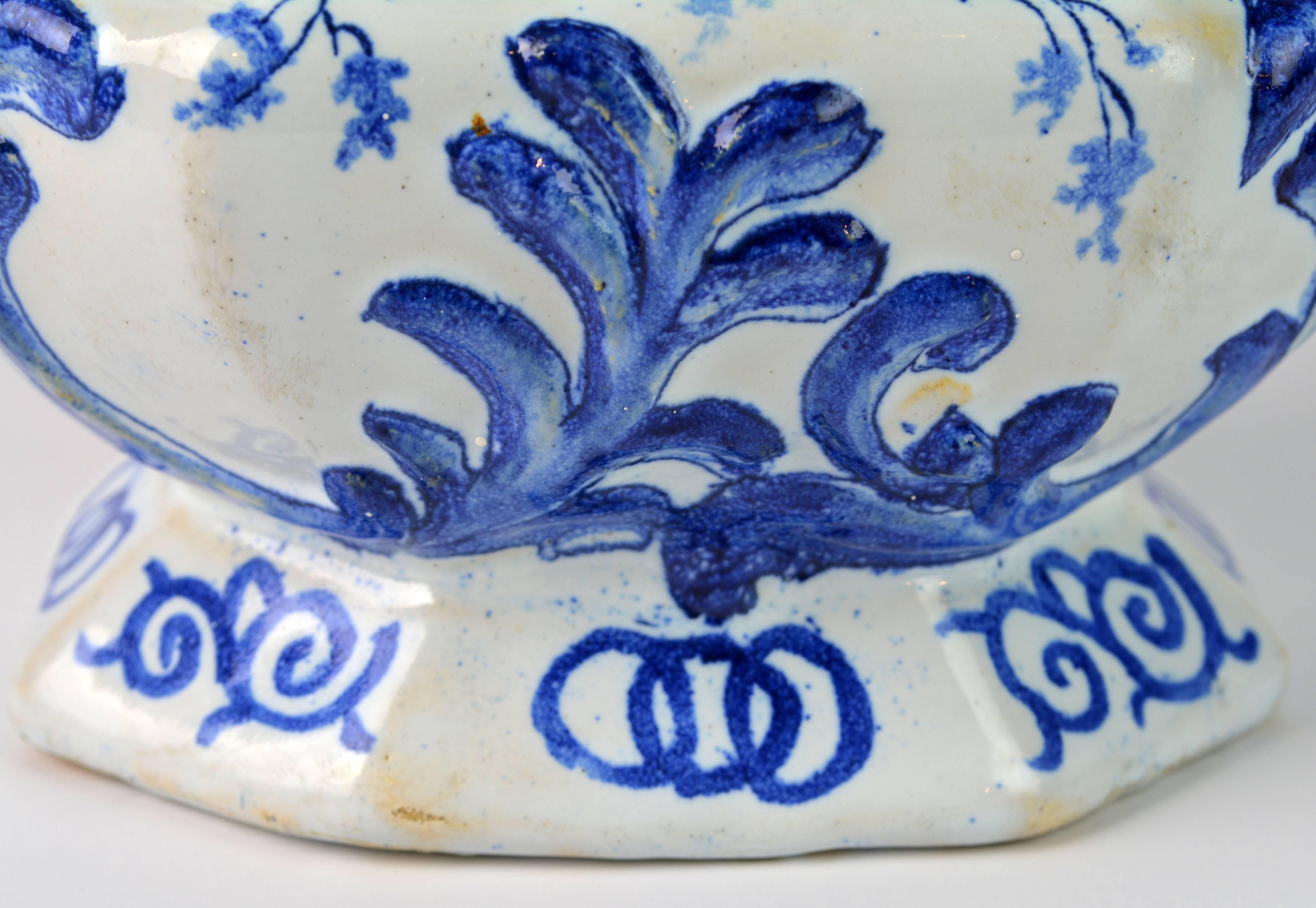 Blue and White 18th Century Delft Pottery Covered Octagonal Jar with Bird Finial 6