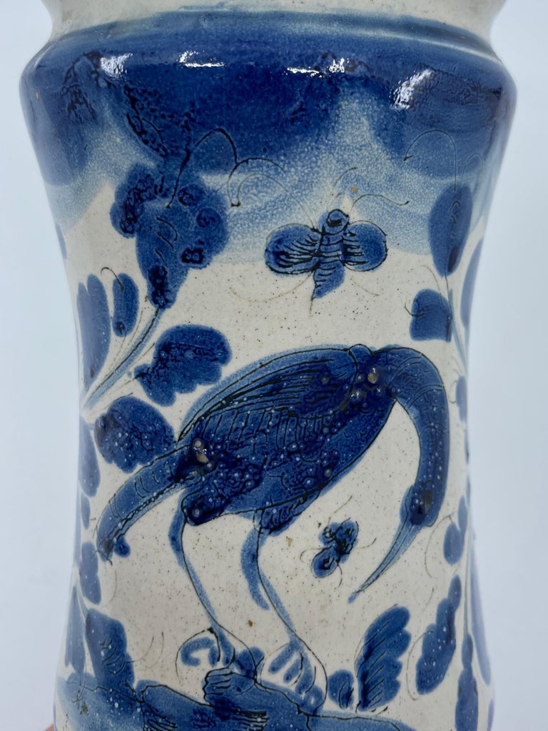 Blue and White Albarello Bird Vase For Sale at 1stDibs