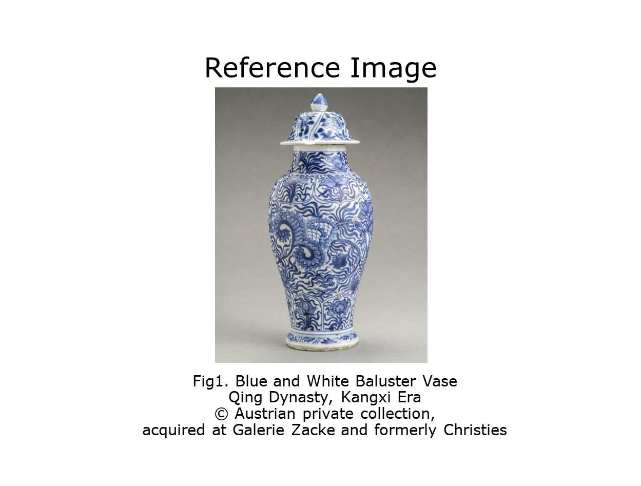 Blaue und weiße Balustervase, Qing Dynasty, Kangxi Ära, CIRCA 1690 im Angebot 2