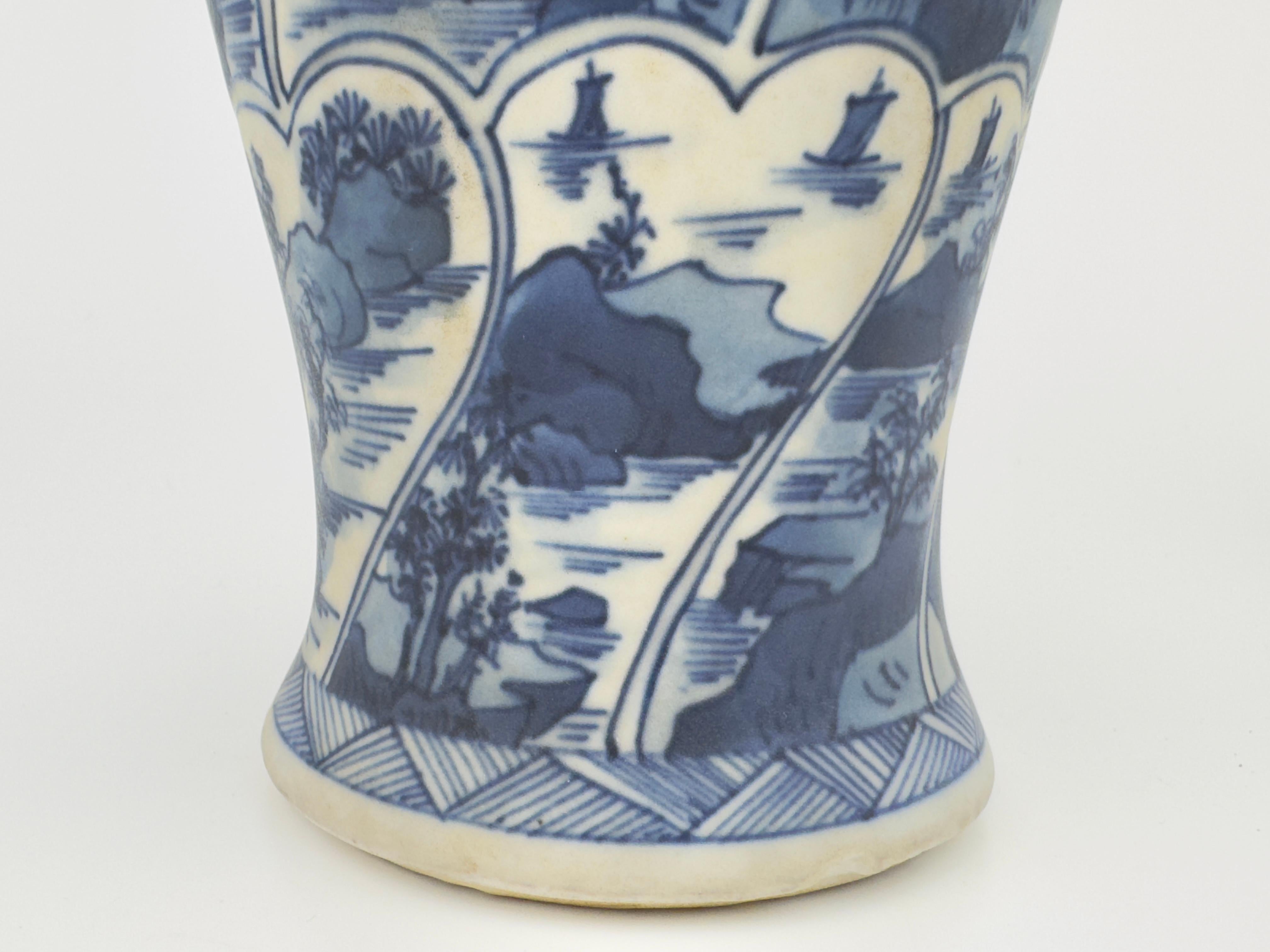 Blue and White Baluster Vase, Qing Dynasty, Kangxi Era, Circa 1690 For Sale 6