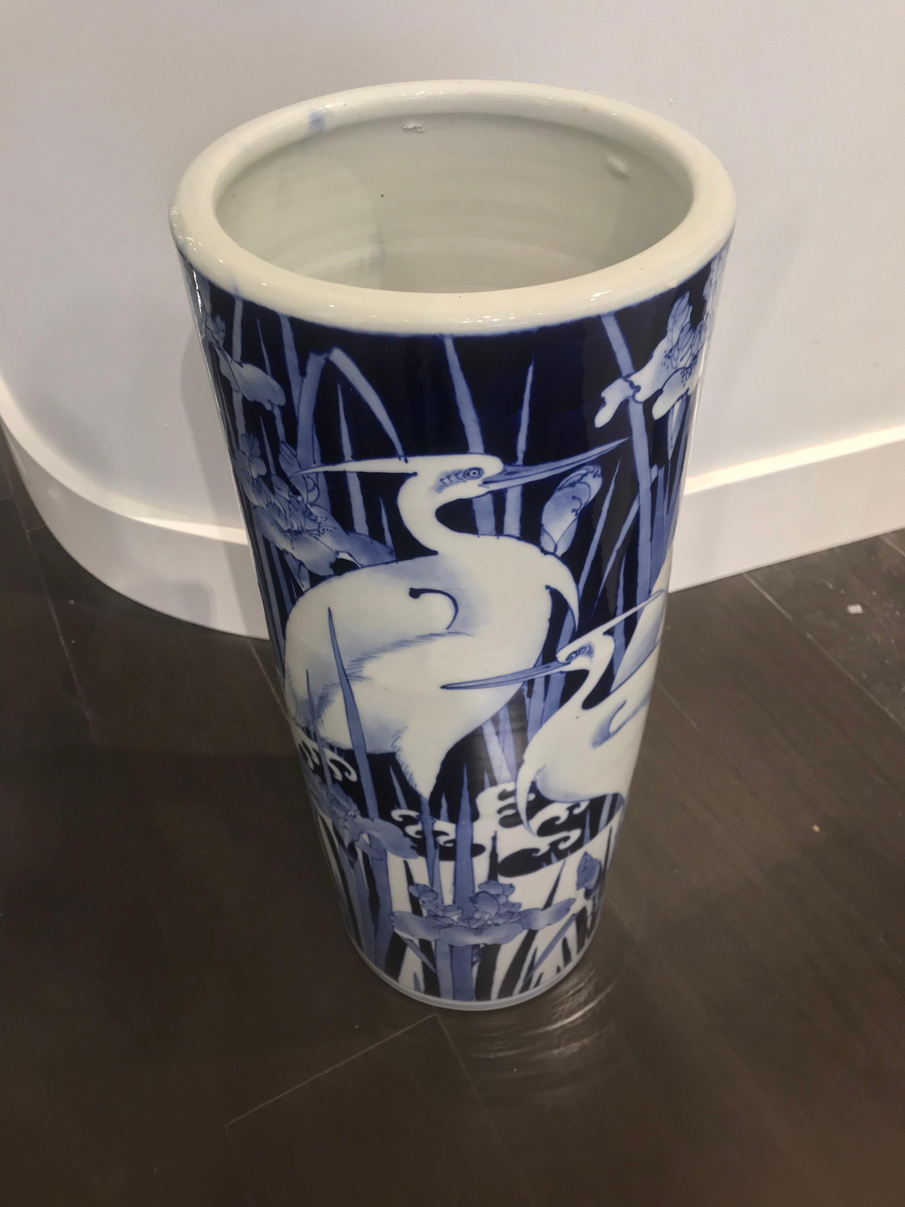 Blue and White Bird Umbrella Stand In Good Condition In New York, NY
