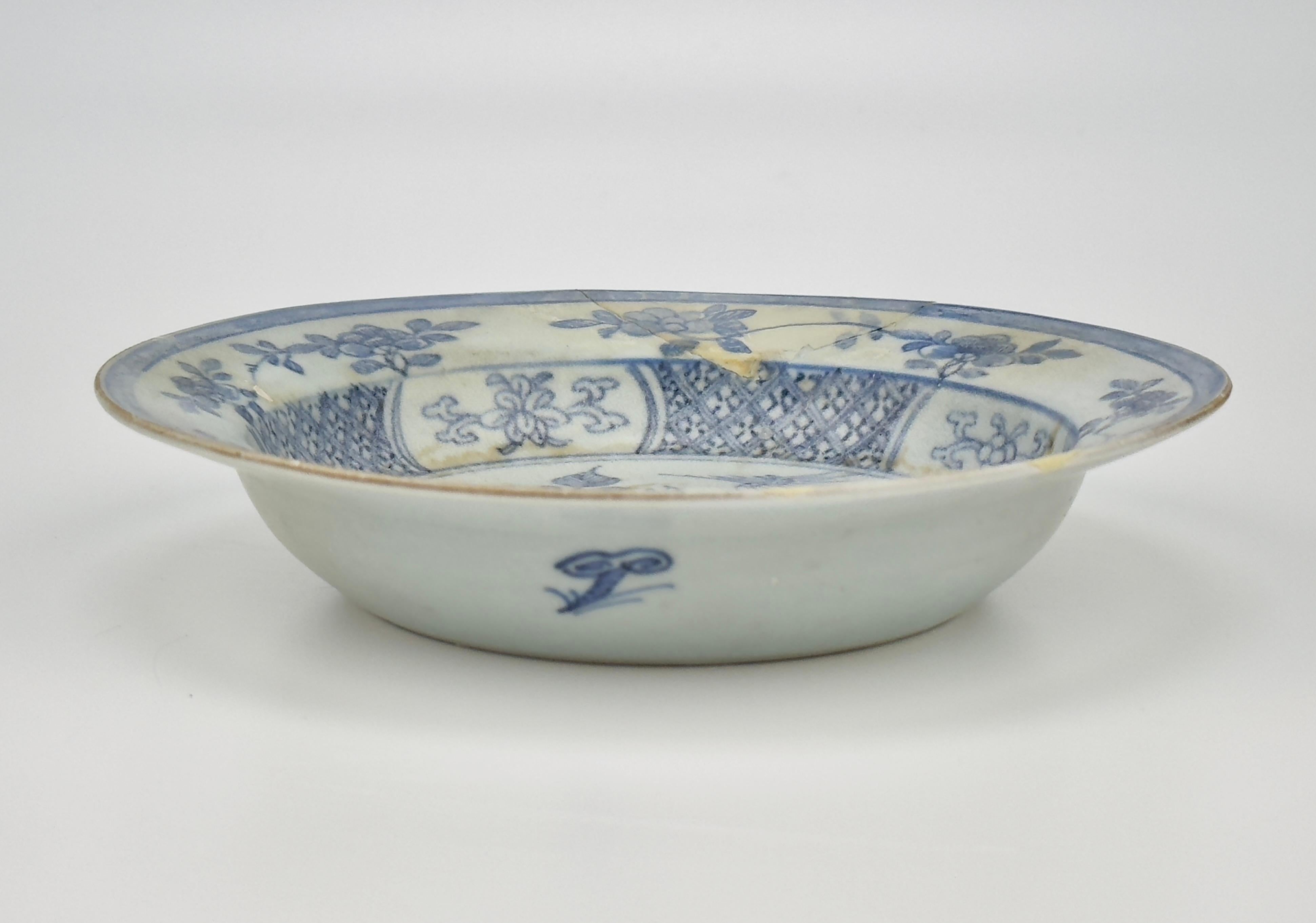 Bowl decorated with beautiful floral and bird pattern. Cracks on surface due to underwater excavation condition. Relatively rare piece among Ca Mau ship pieces.

Period : Qing Dynasty, Yongzheng Period
Production Date : C 1725
Made in :