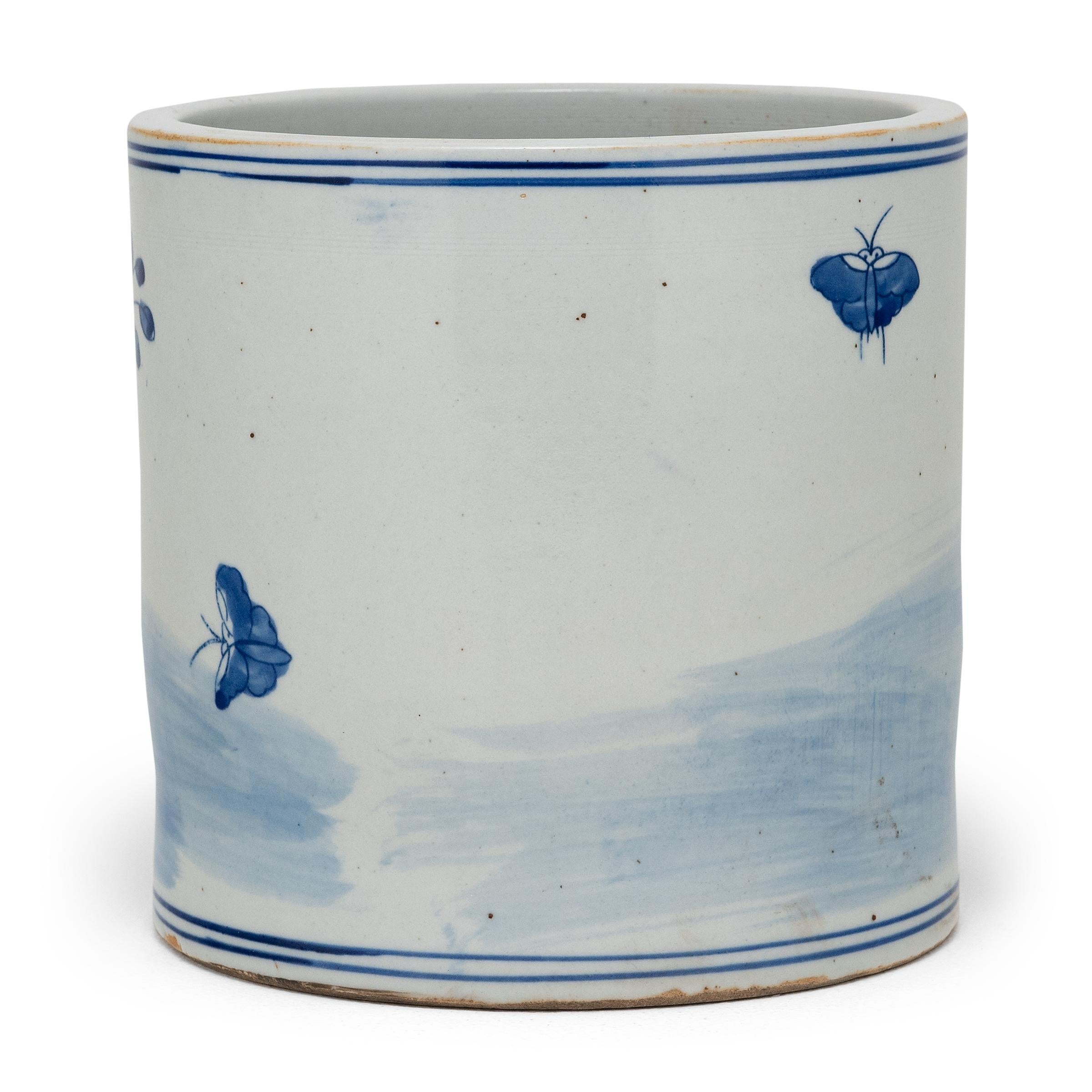 Chinese Export Blue and White Brush Pot with Birds and Peonies For Sale