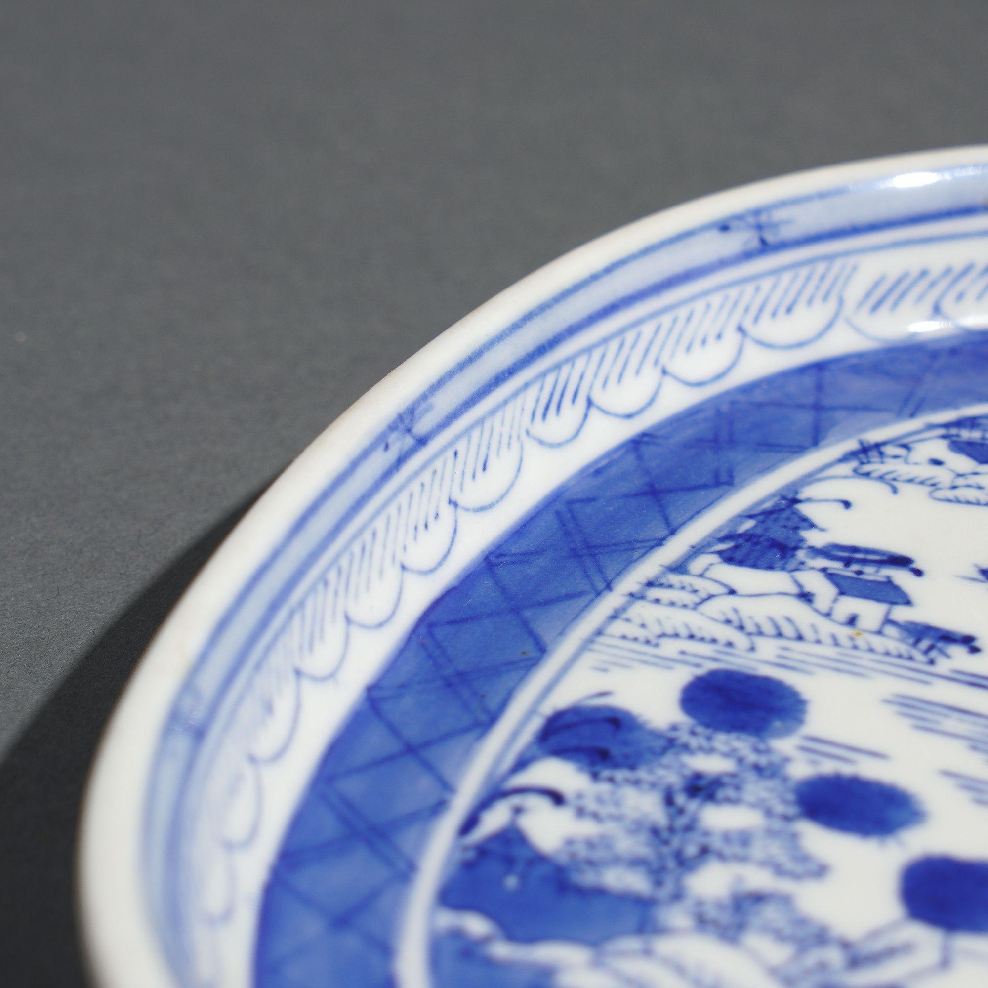 Blue and White Canton Teapot Stand, c. 1800-50 In Good Condition In Kenilworth, IL