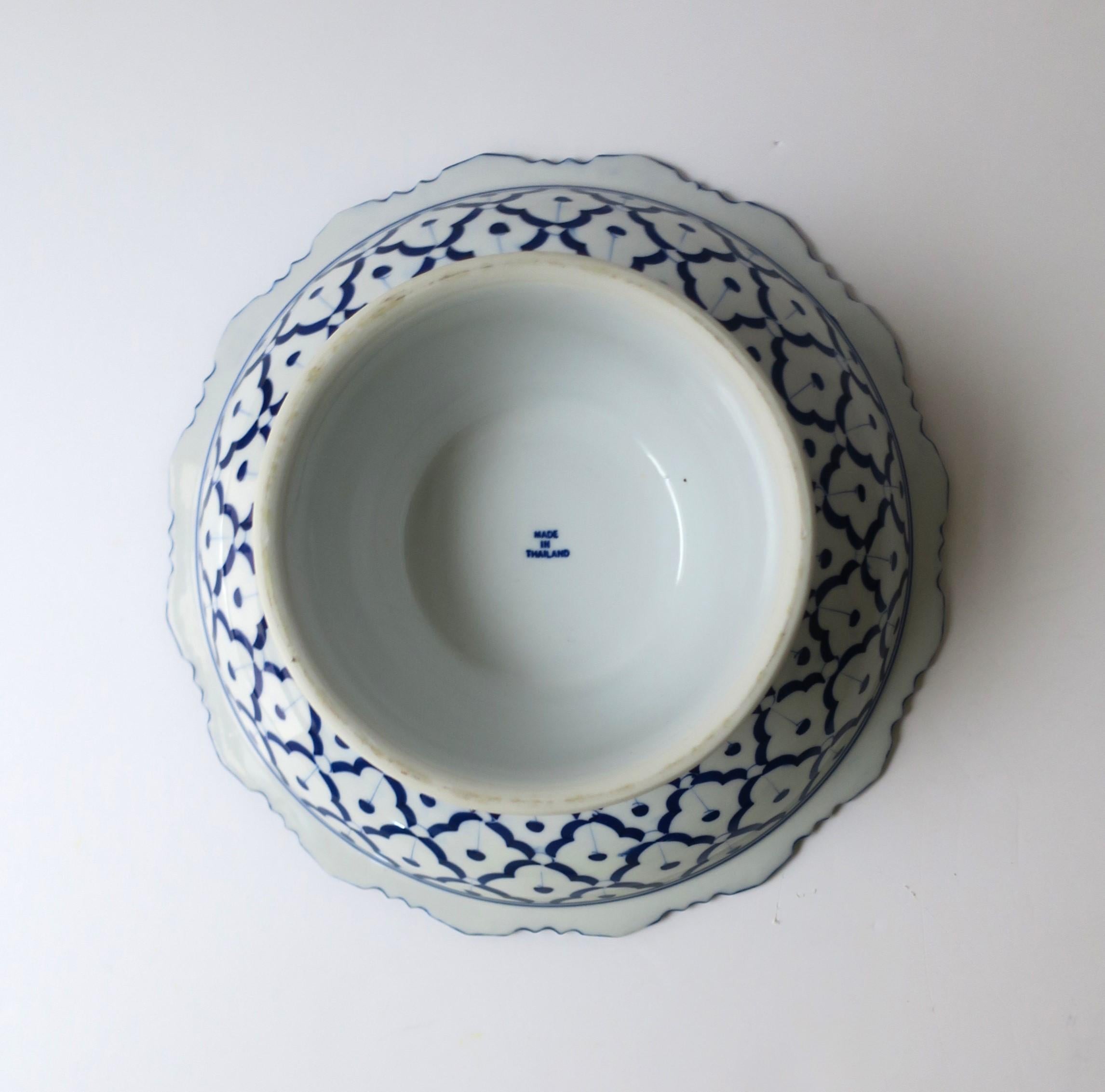 Blue and White Ceramic Centerpiece Bowl Compote  For Sale 6