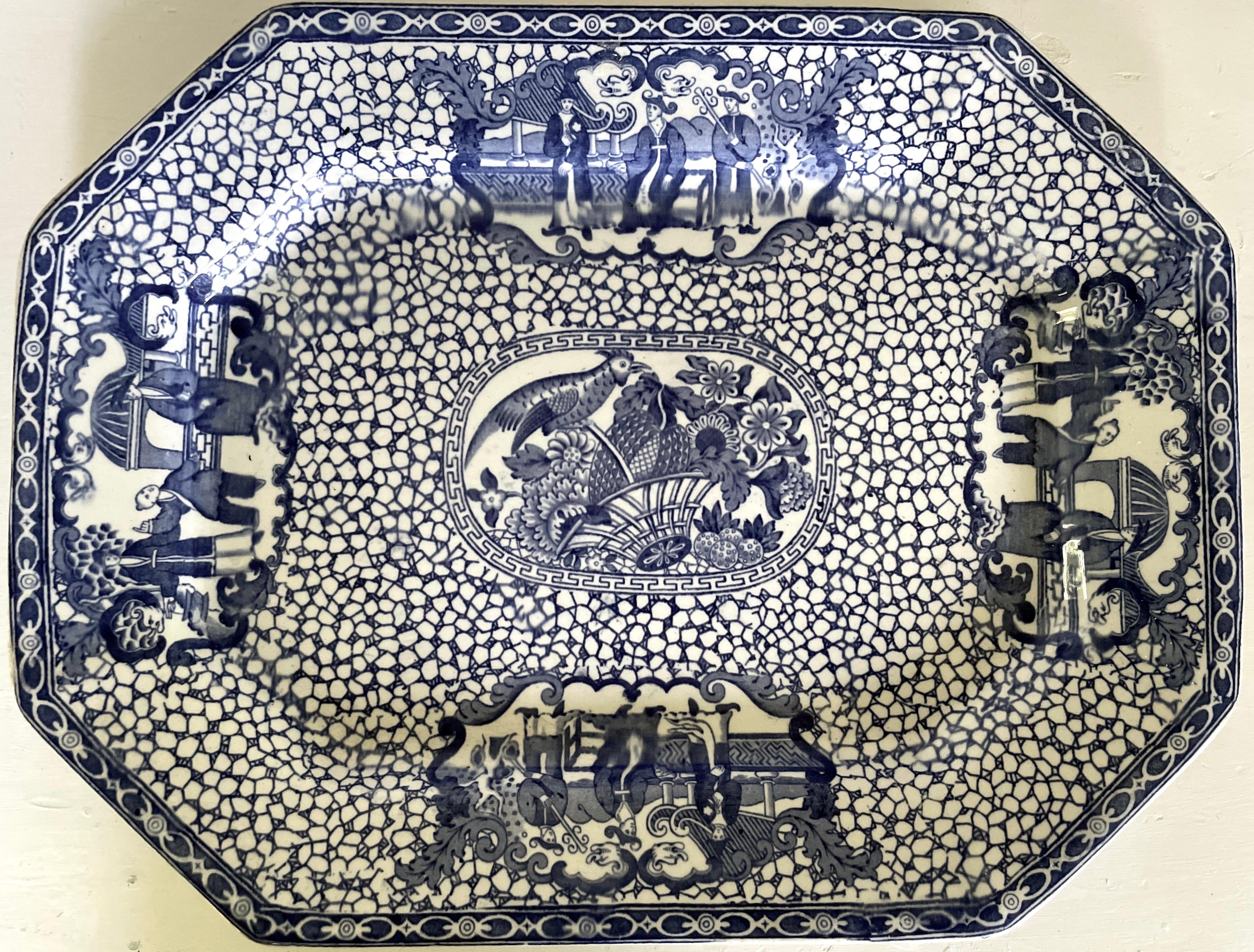 Blue and White Chinese Bird Platter In Good Condition In New York, NY