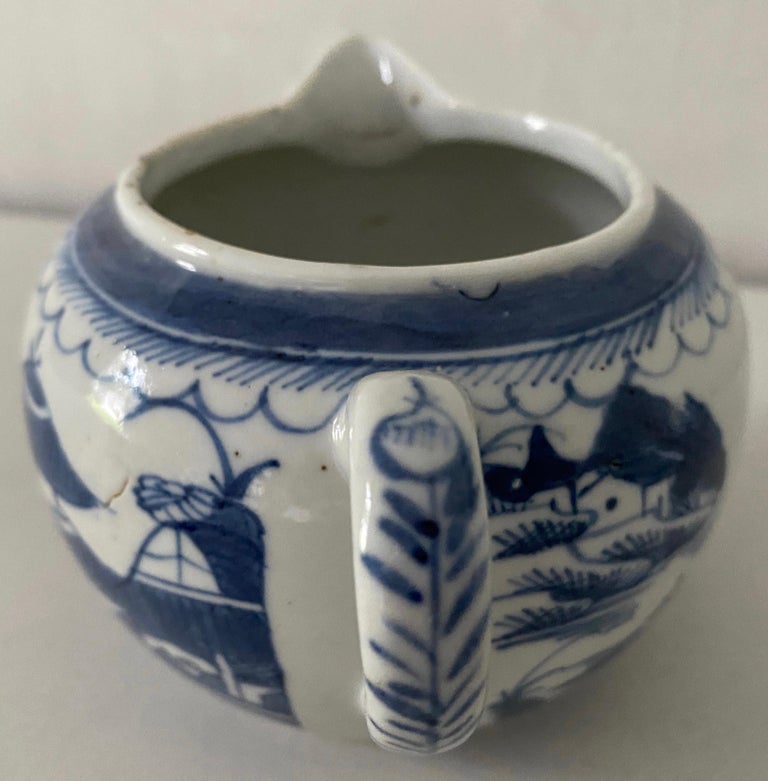 Hand-Painted Blue and White Chinese Export Milk Pitcher For Sale