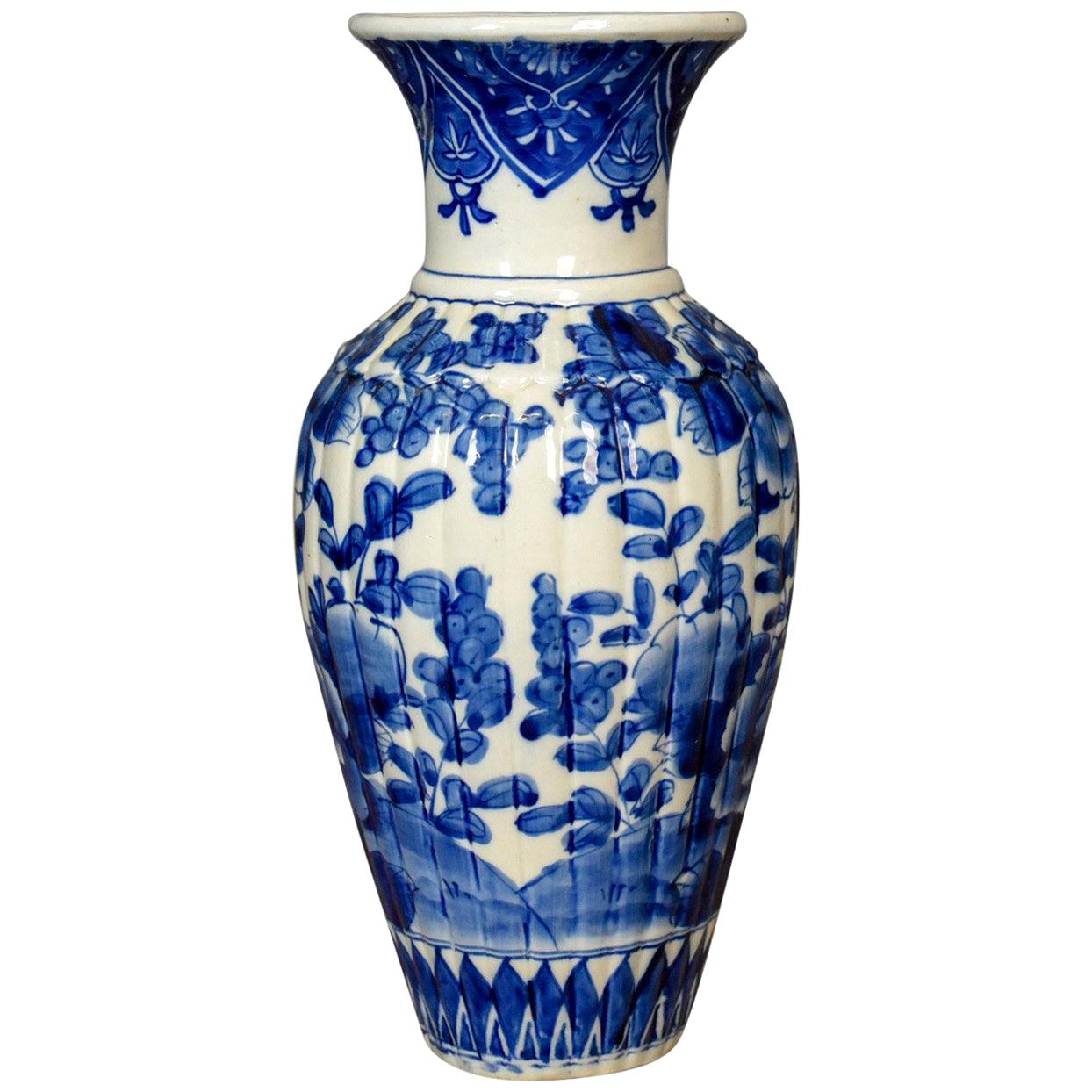 Blue and White Chinese Flower Vase Ceramic, China Pottery, Mid-Late 20th Century