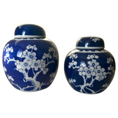 Blue and White Chinese Ginger Jars with Lid Set of 2