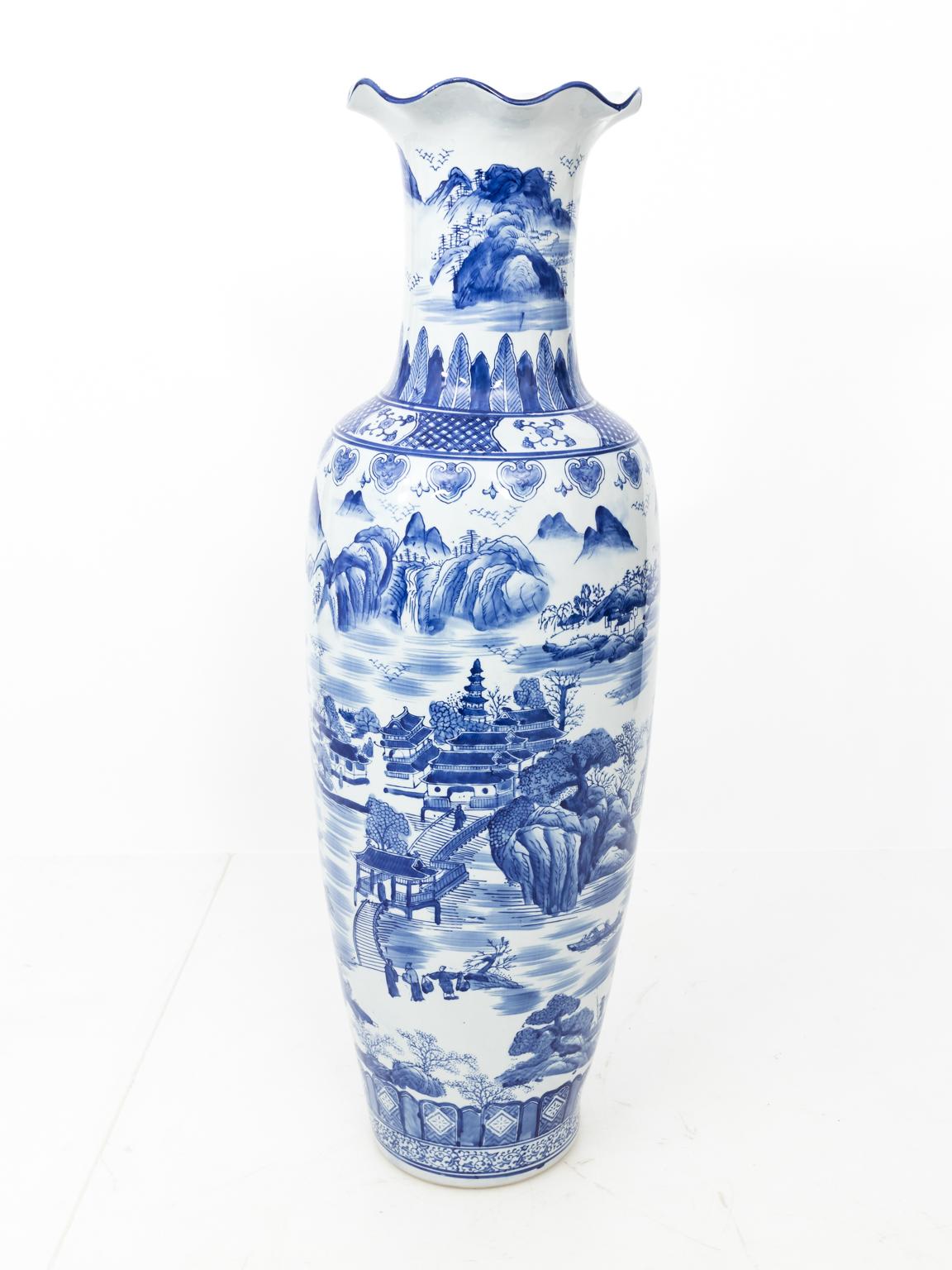 Blue and White Chinese Palace Vase 3