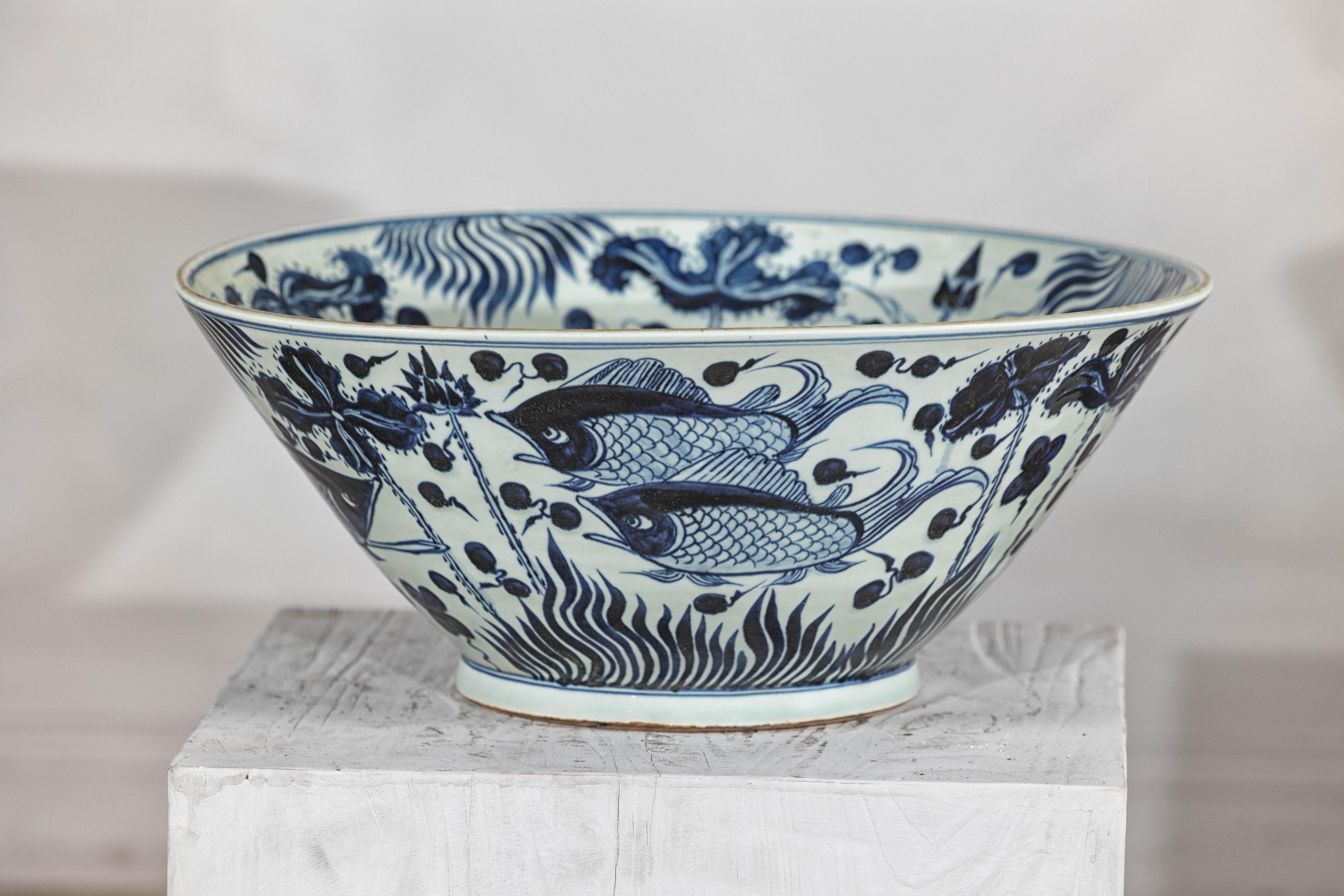 Cuenco de porcelana china azul y blanca con motivo de pez, decoración pintada a mano 4