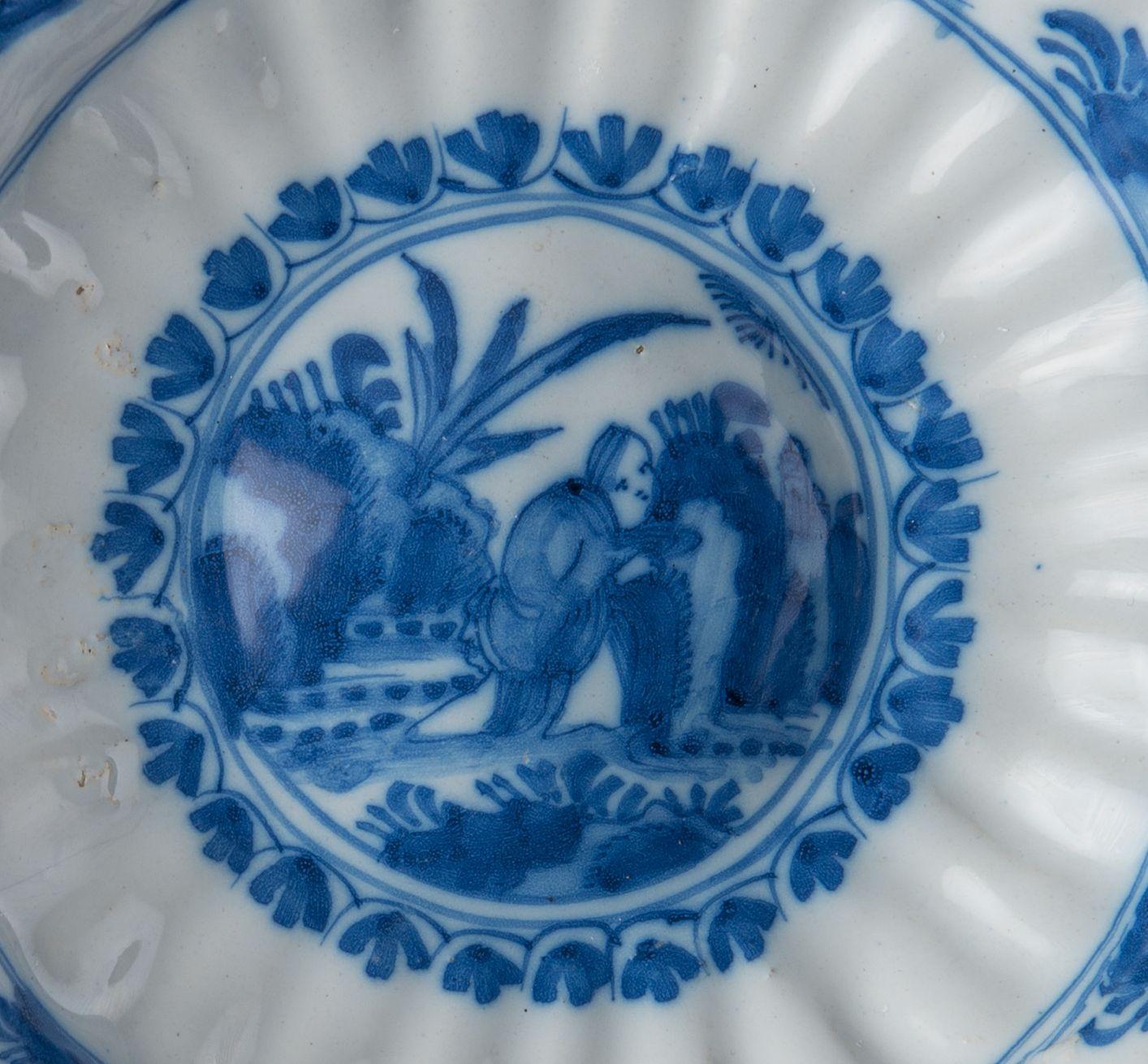 Baroque Blue and White Chinoiserie Lobed Dish, Delft, 1650-1680 For Sale