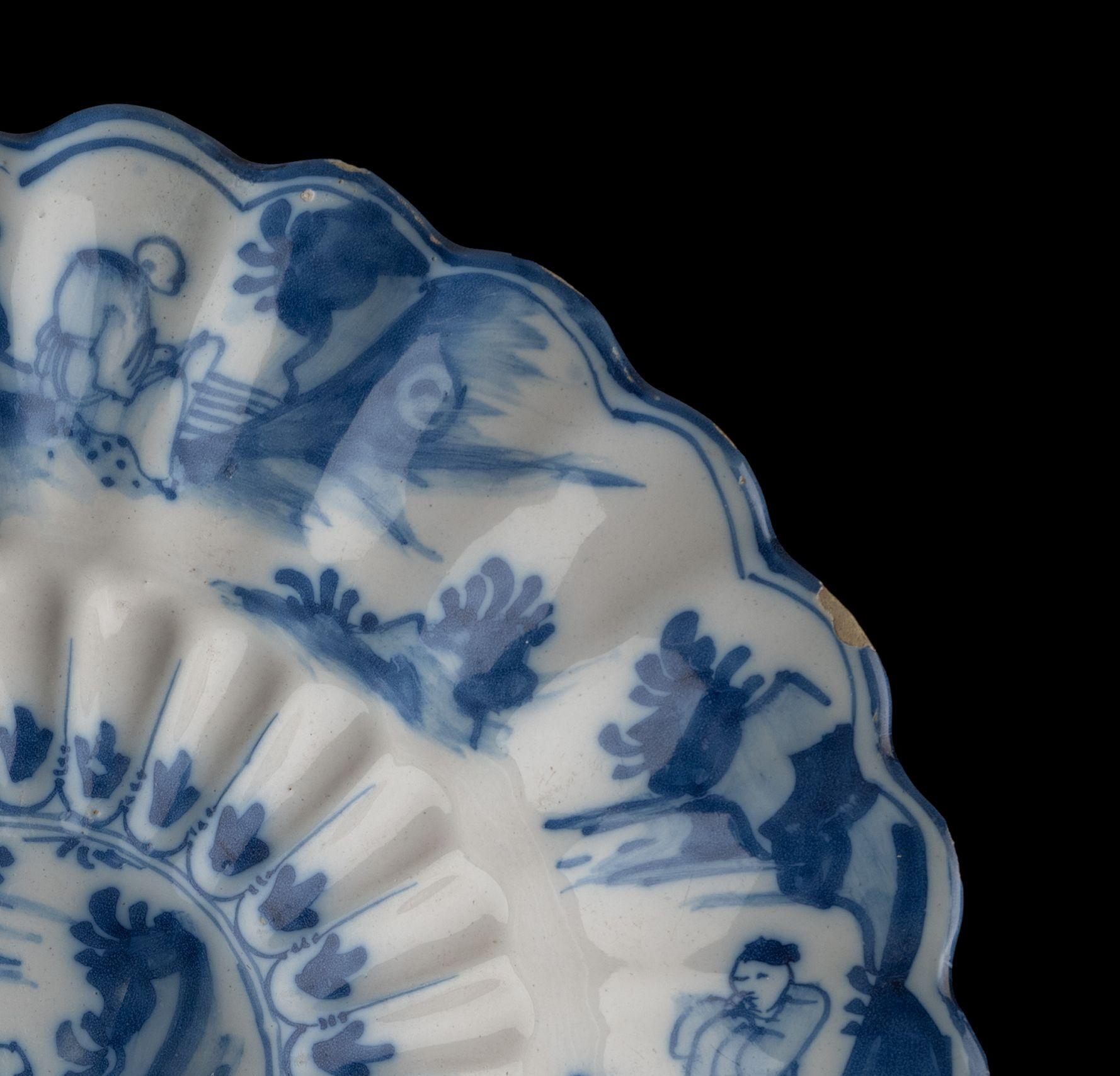 Dutch Blue and White Chinoiserie Lobed Dish, Delft, 1650-1680 For Sale