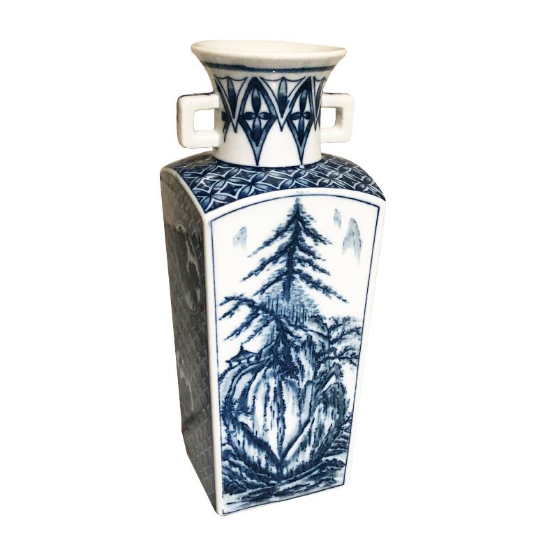 Blue and White Chinoiserie Porcelain Ceramic Vase In Good Condition In Oklahoma City, OK