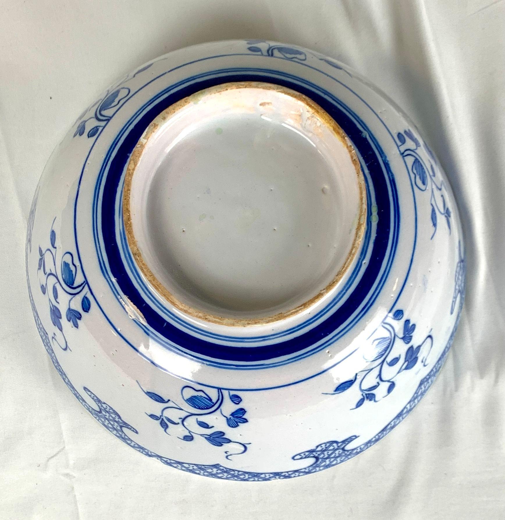 Blue and White Delft Bowl Netherlands Hand Painted 18th Century Circa 1770 For Sale 1