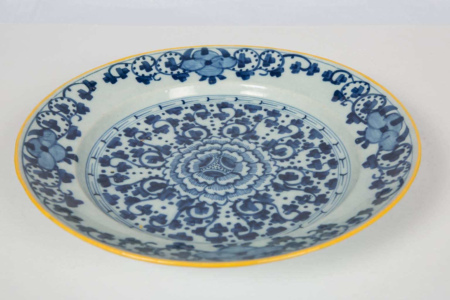 Blue and White Delft Charger with Yellow Edge Made circa 1770 In Excellent Condition In Katonah, NY