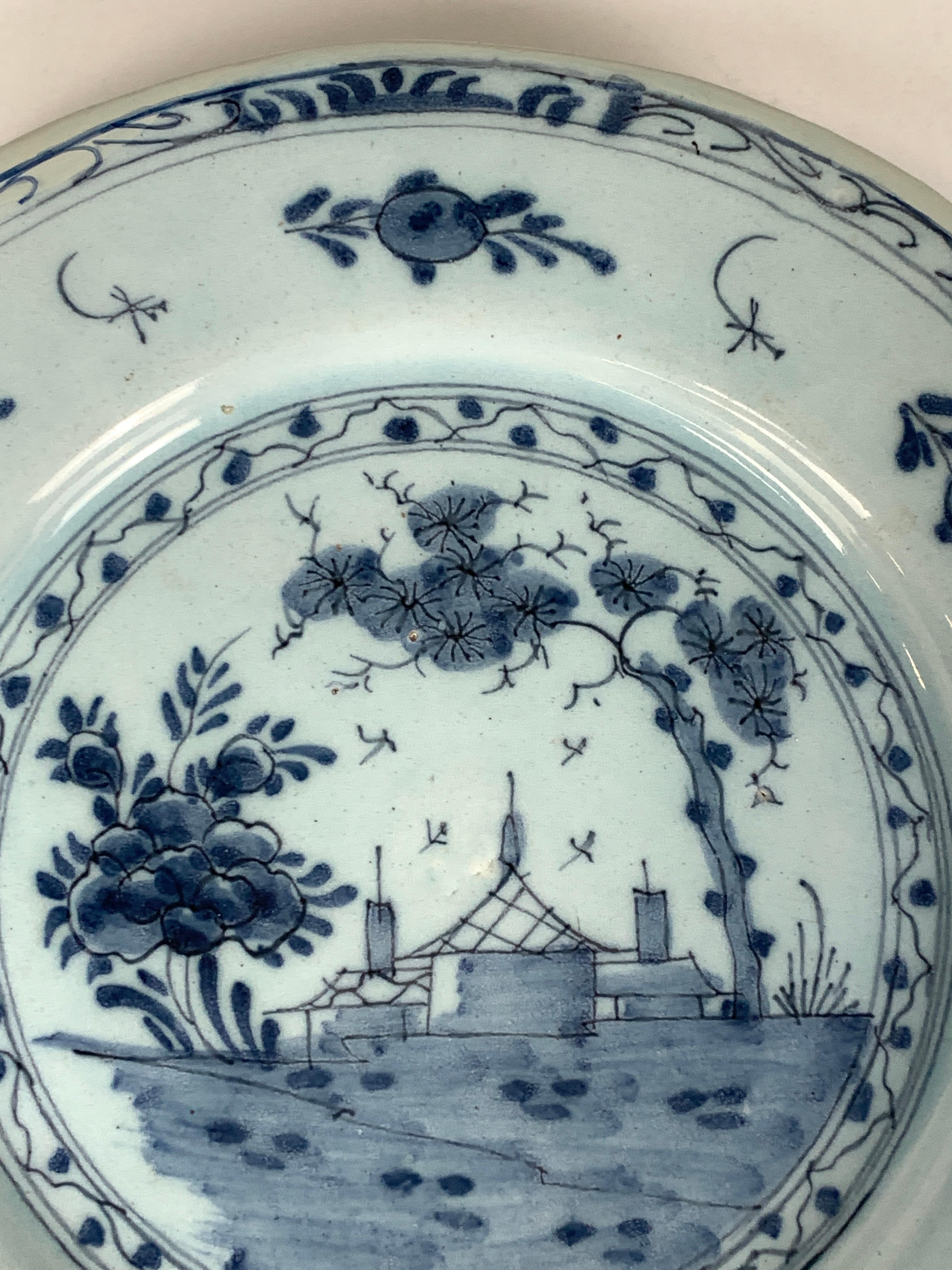English Blue and White Delft Dish Hand-Painted 18th Century, England, Circa 1760 For Sale