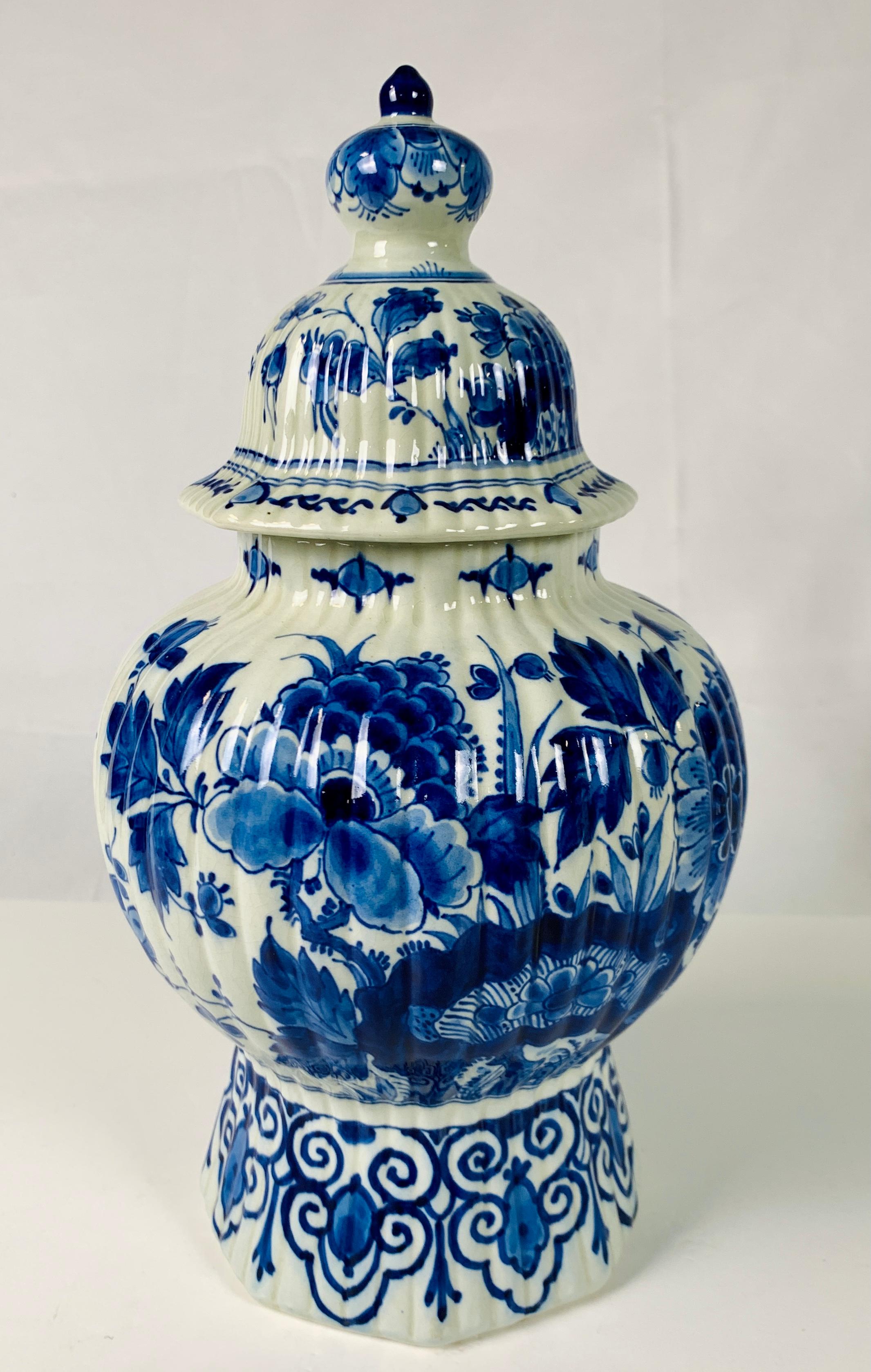 Chinoiserie Blue and White Delft Jar Hand-Painted in The Netherlands Mid 20th Century For Sale