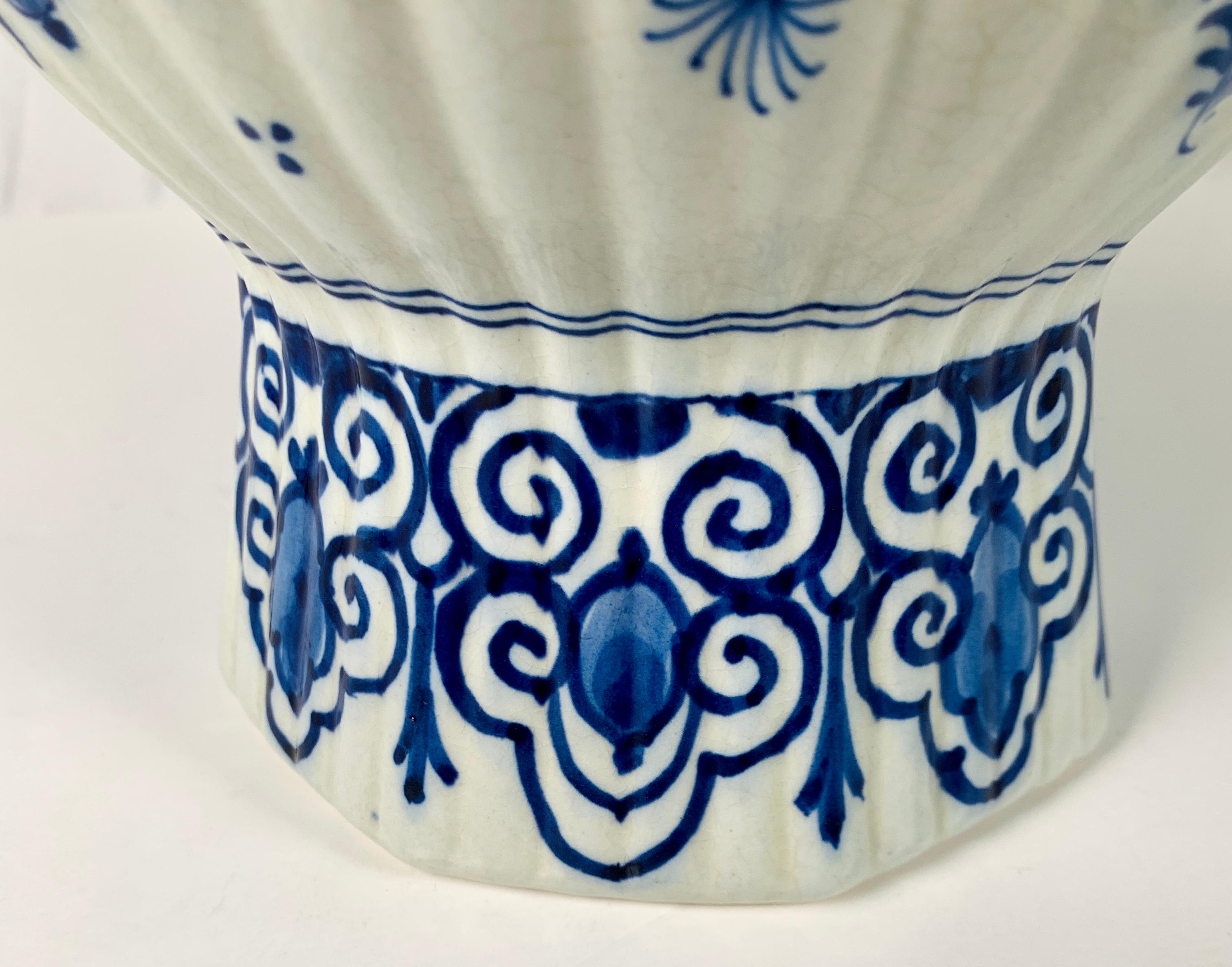 Blue and White Delft Jar Hand-Painted in The Netherlands Mid 20th Century For Sale 2